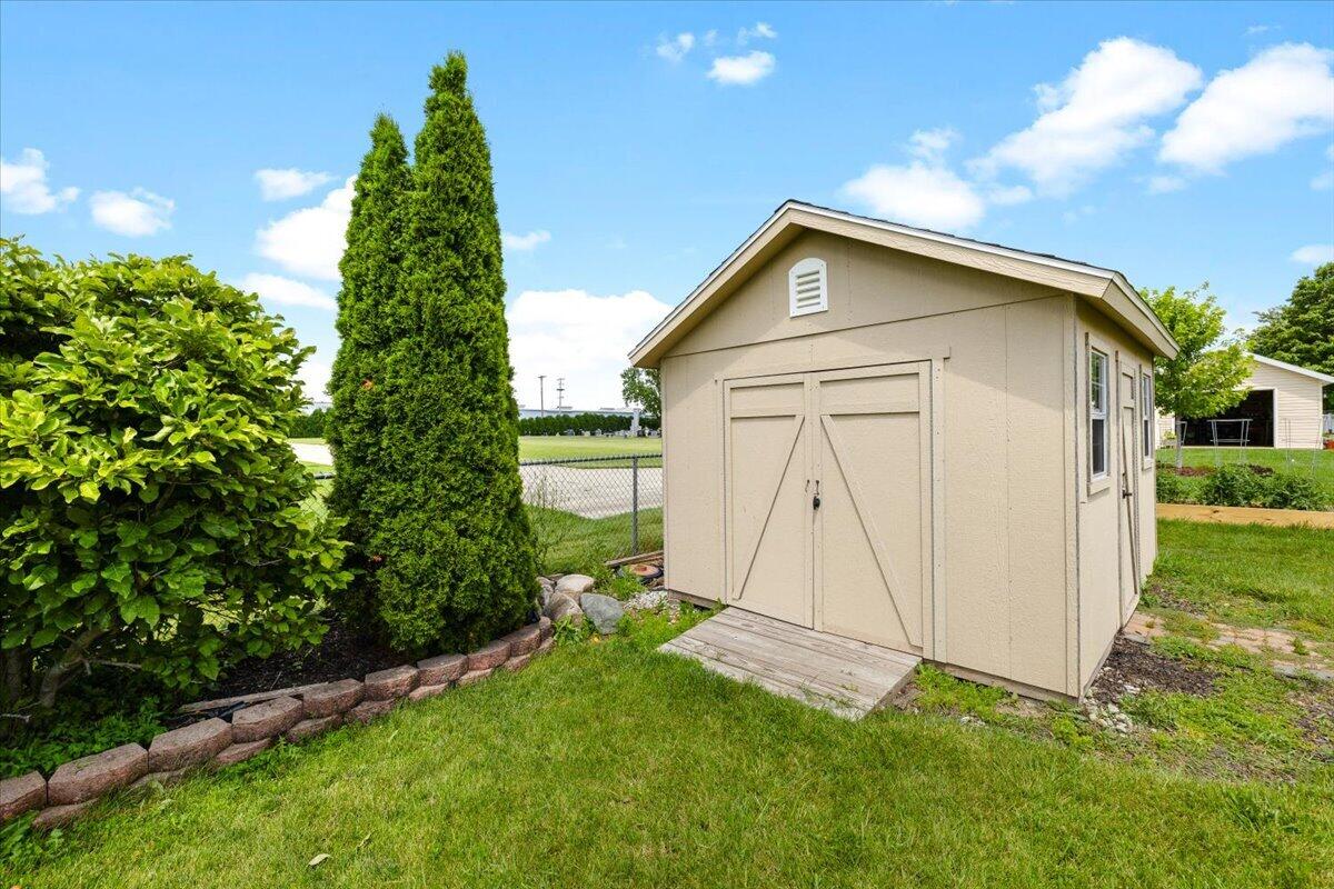 Debra, Botkins, Ohio 45306