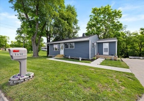 1610 Troy, Springfield, Ohio 45504, 2 Bedrooms Bedrooms, ,1 BathroomBathrooms,Residential,For Sale,Troy,1046624