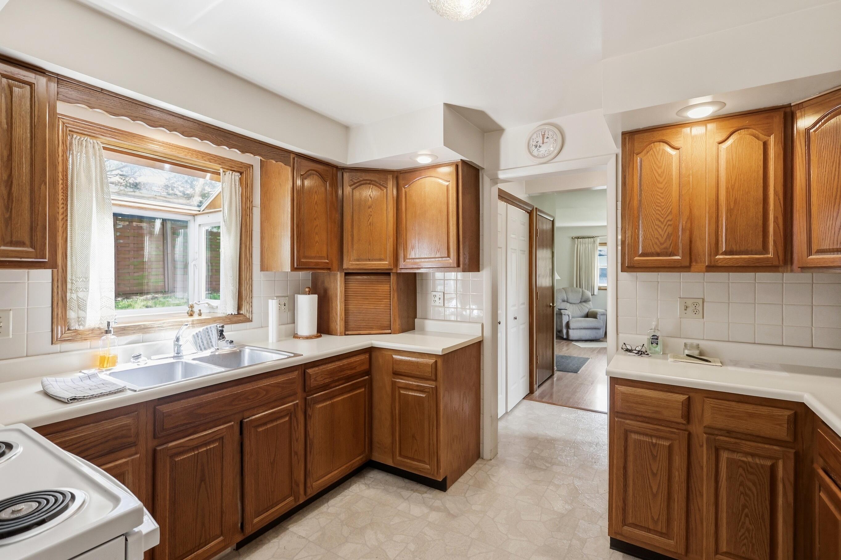 3059 Troehler, Springfield, Ohio 45505