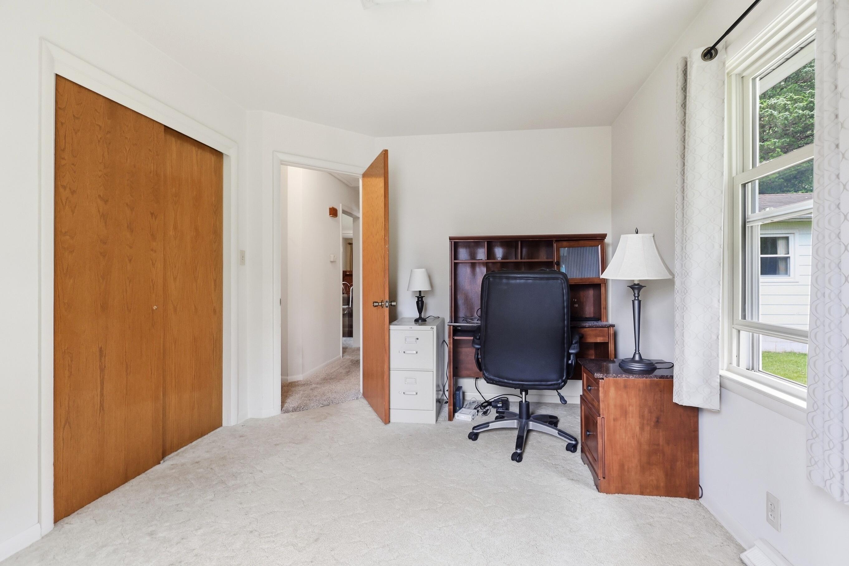 3059 Troehler, Springfield, Ohio 45505