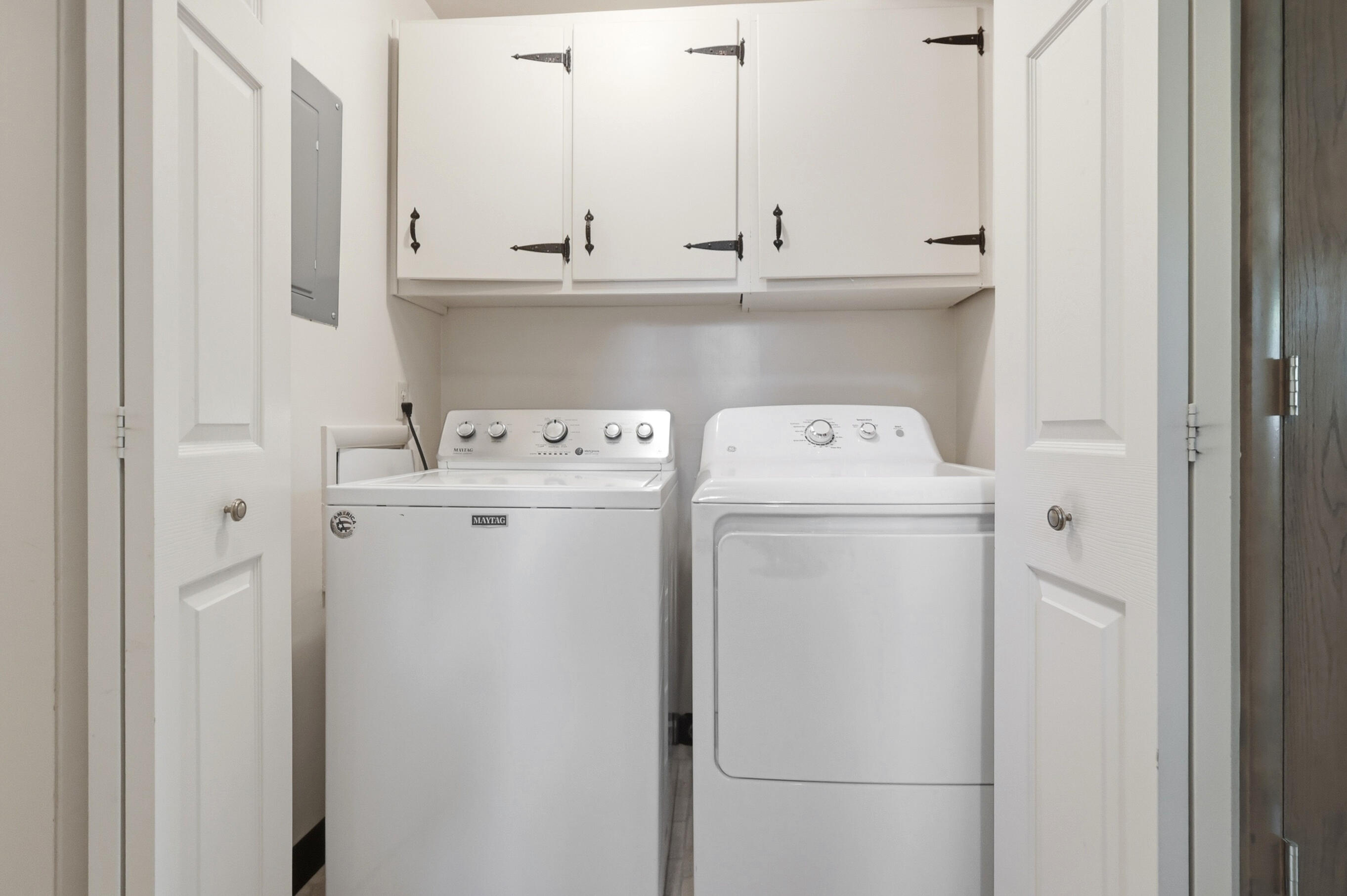 3059 Troehler, Springfield, Ohio 45505