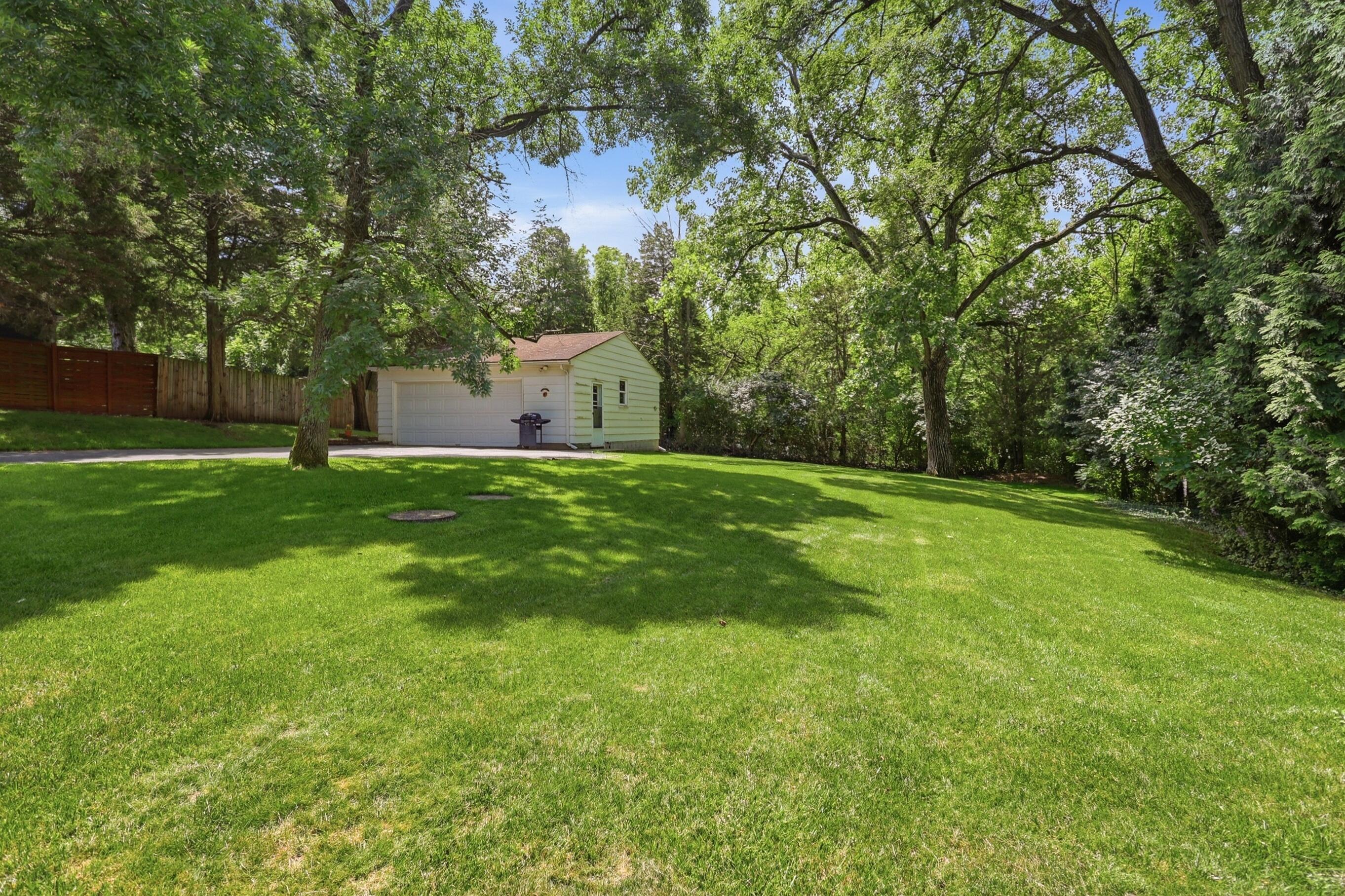 3059 Troehler, Springfield, Ohio 45505
