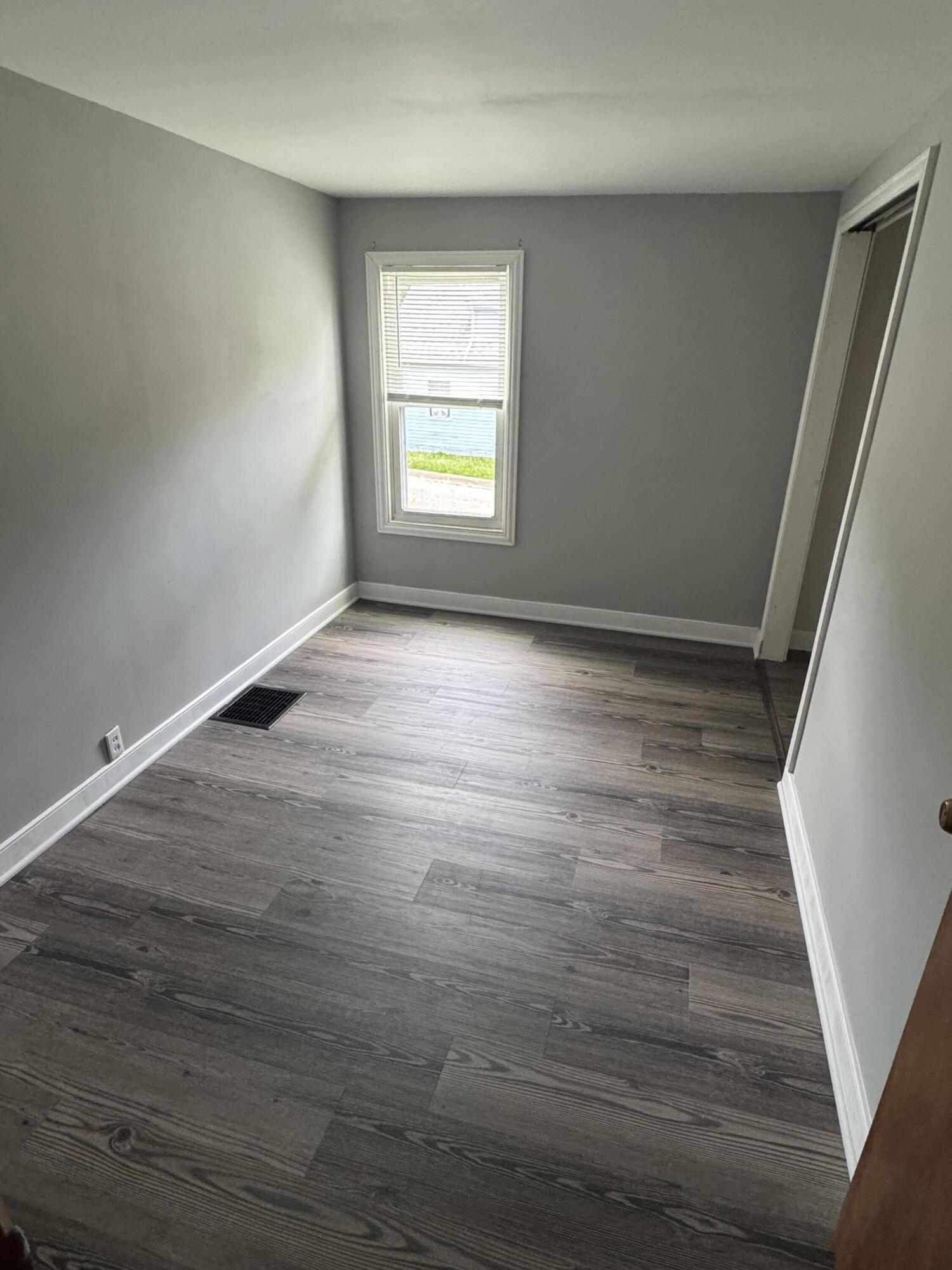 1355 Emery, Springfield, Ohio 45504