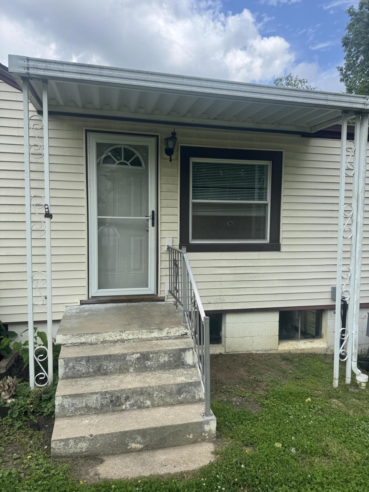 1355 Emery, Springfield, Ohio 45504