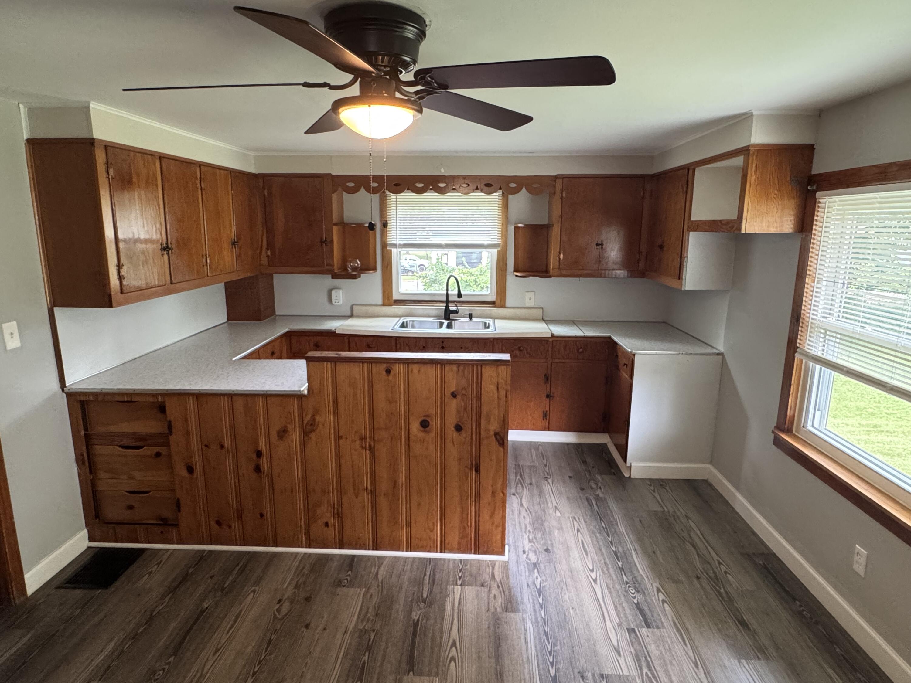 1355 Emery, Springfield, Ohio 45504
