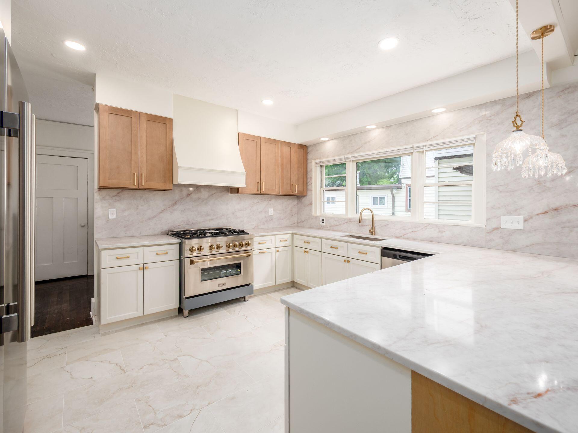 226 Cassilly, Springfield, Ohio 45503