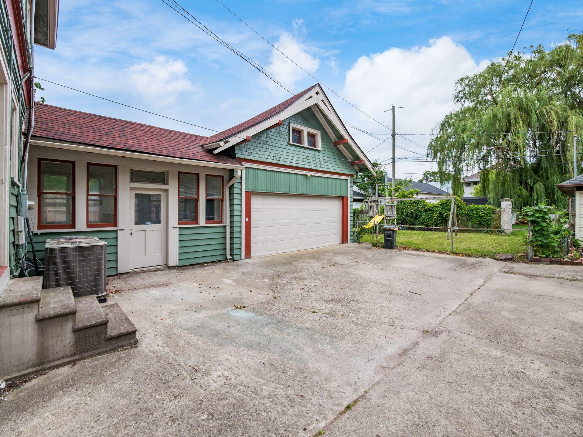 226 Cassilly, Springfield, Ohio 45503