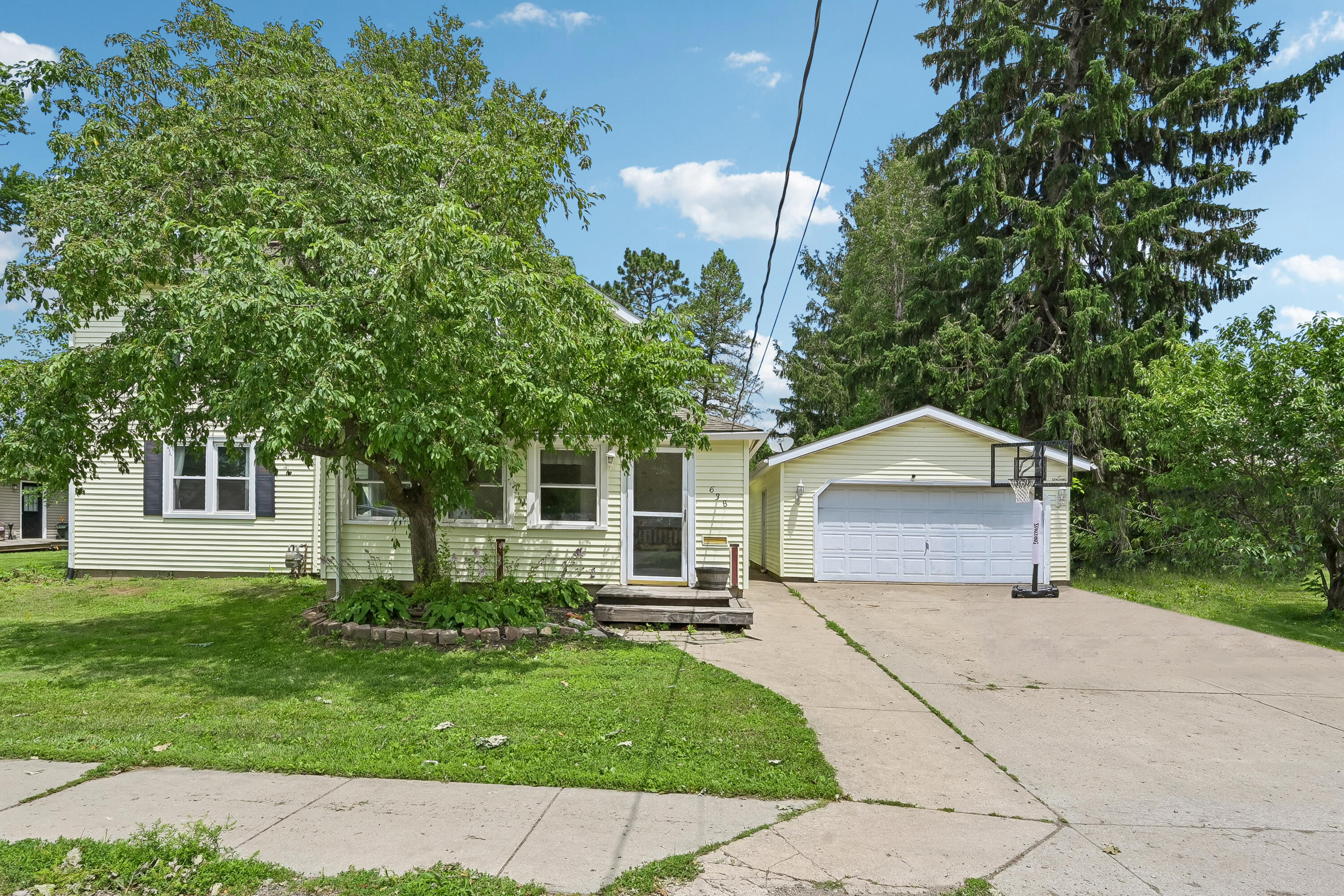 638 Light, Urbana, Ohio 43078