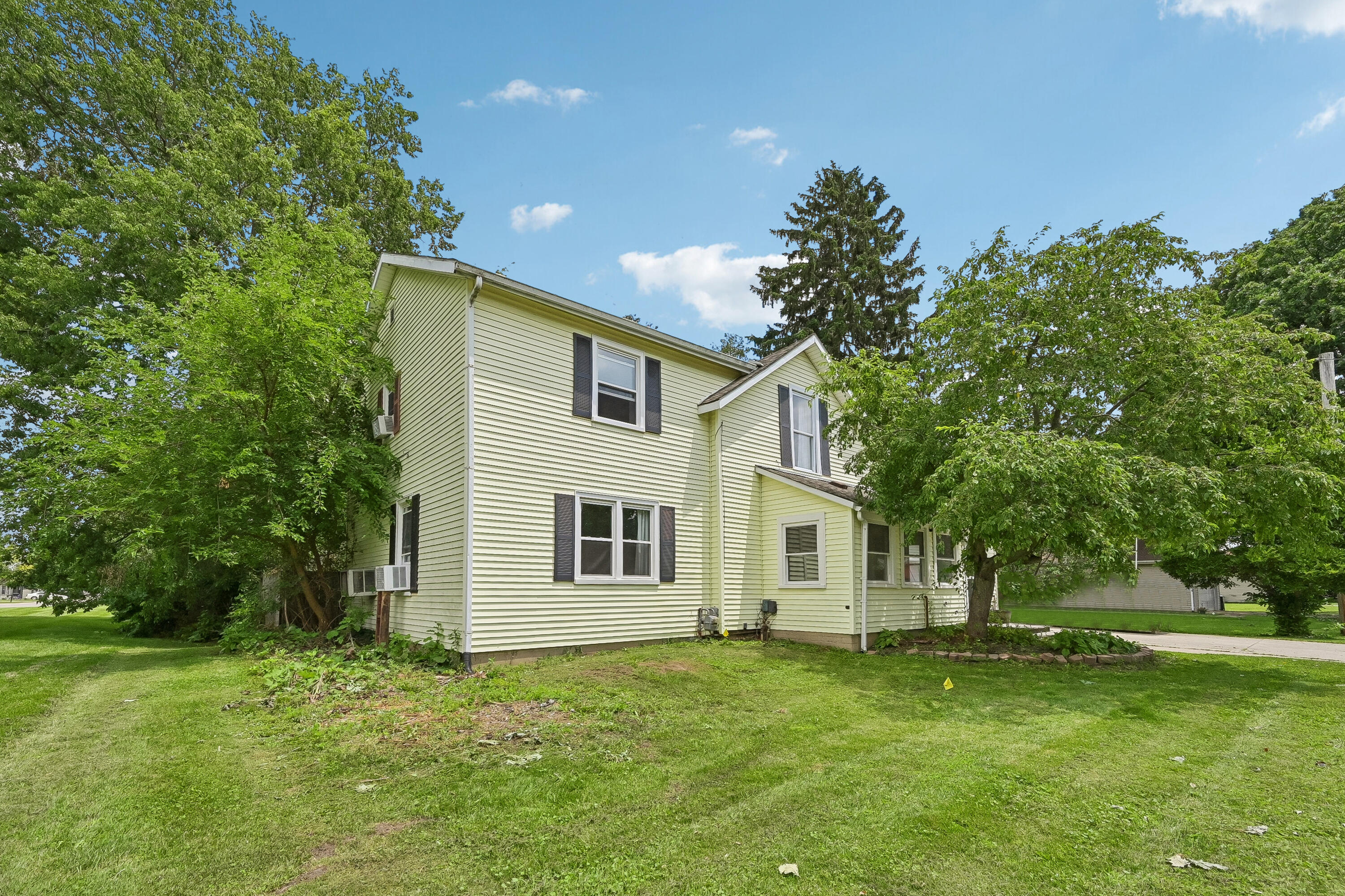 638 Light, Urbana, Ohio 43078