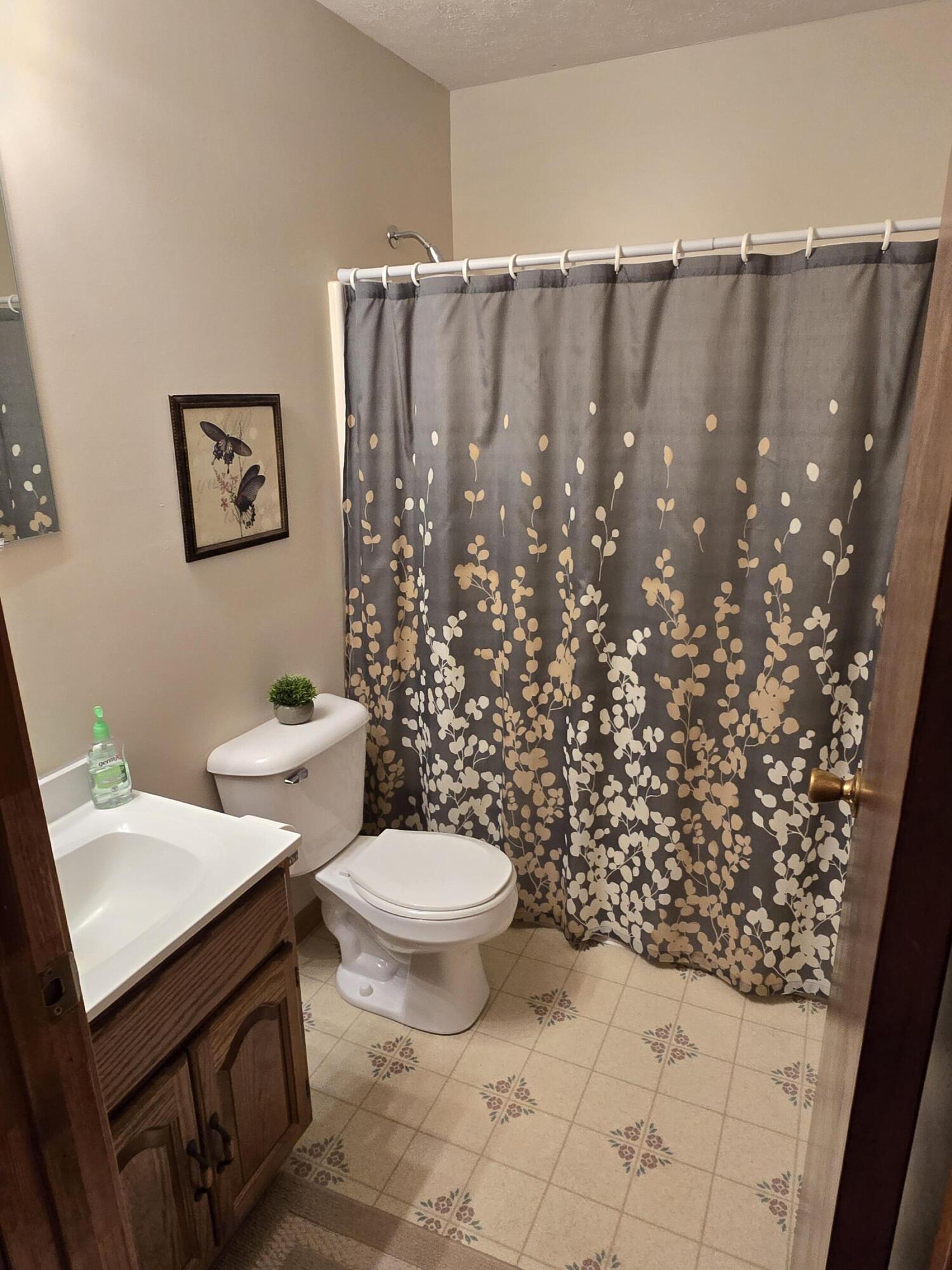 4167 County Road 1, Bellefontaine, Ohio 43311
