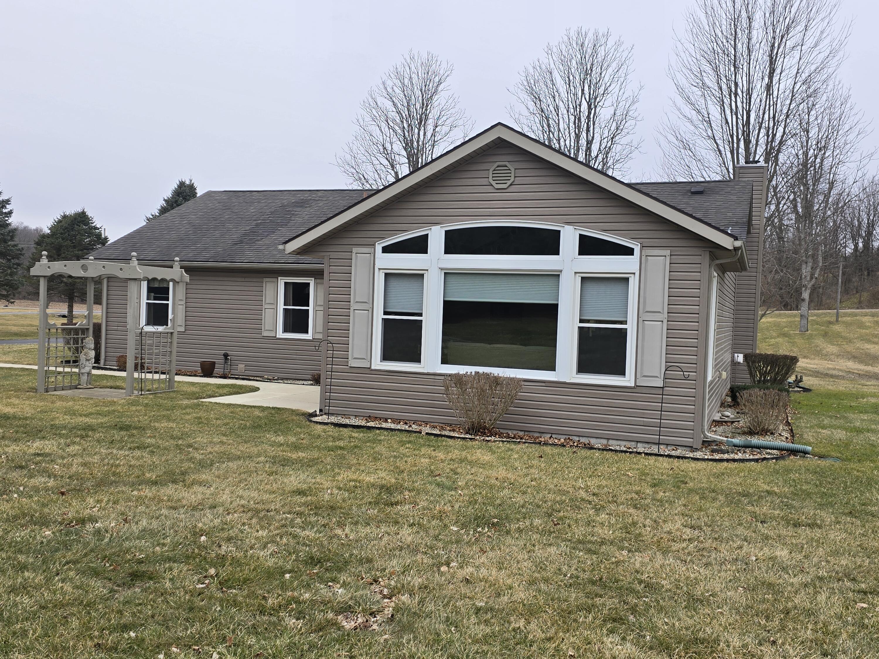 4167 County Road 1, Bellefontaine, Ohio 43311