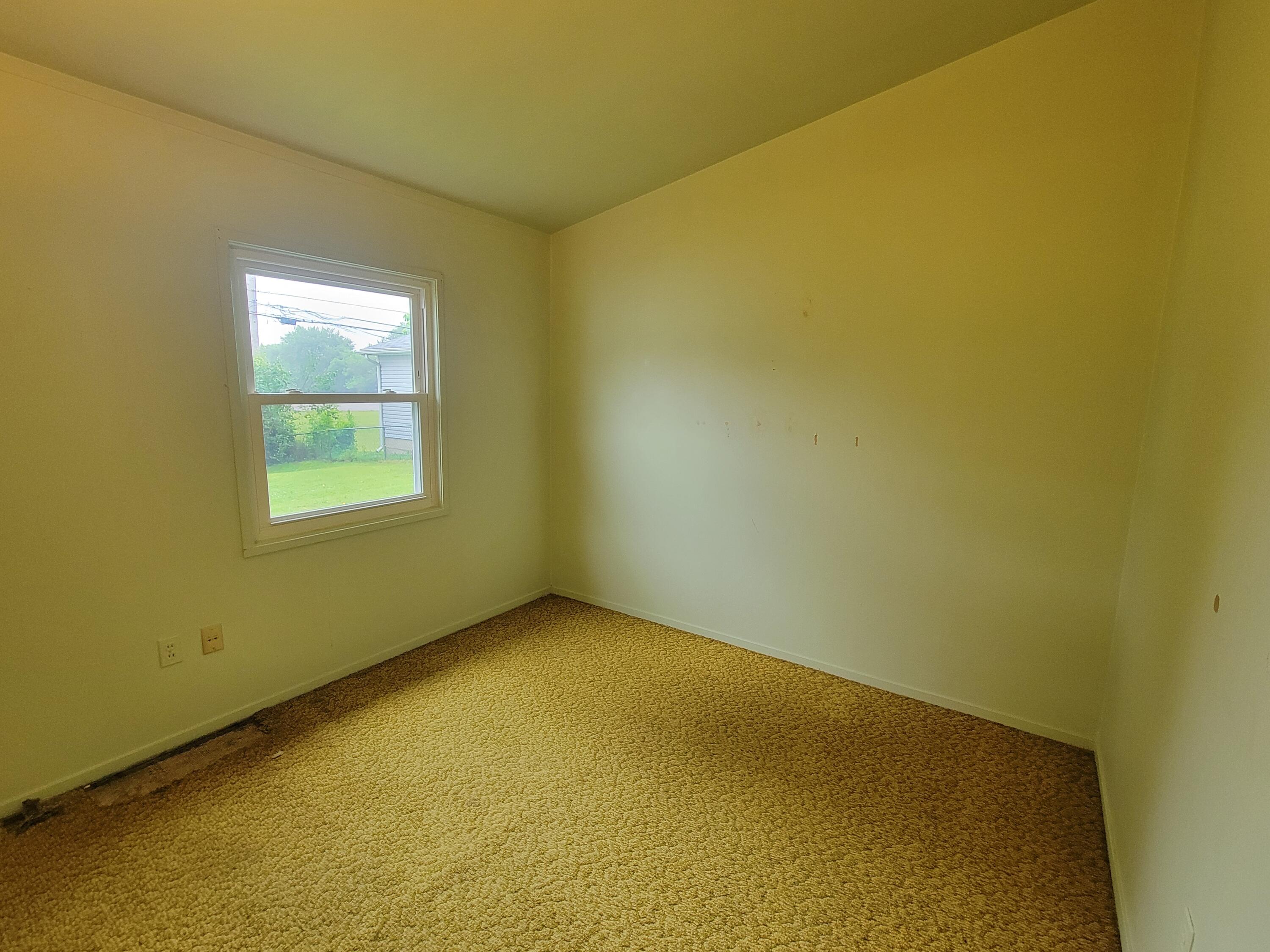 307 Drake, New Carlisle, Ohio 45344