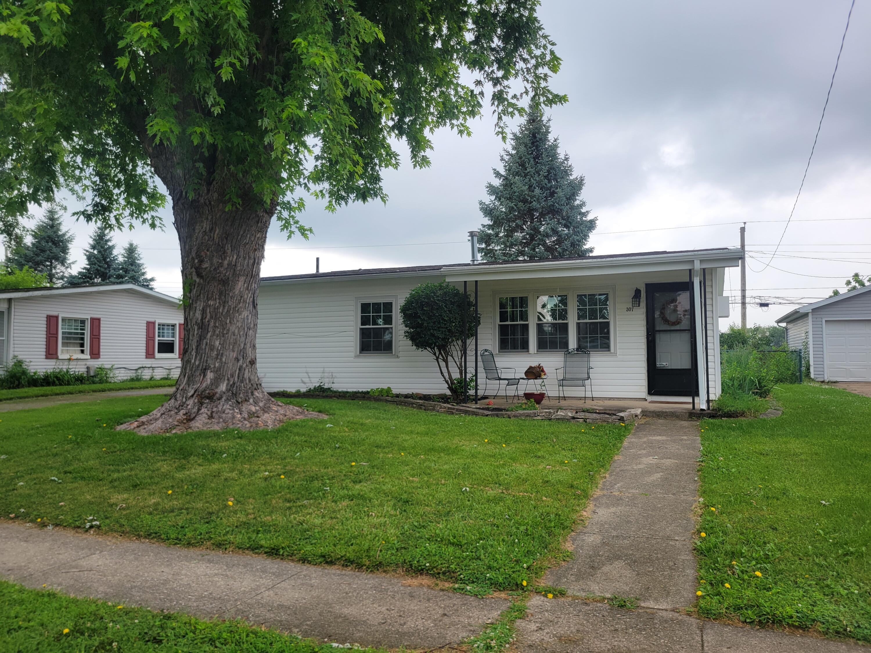 307 Drake, New Carlisle, Ohio 45344