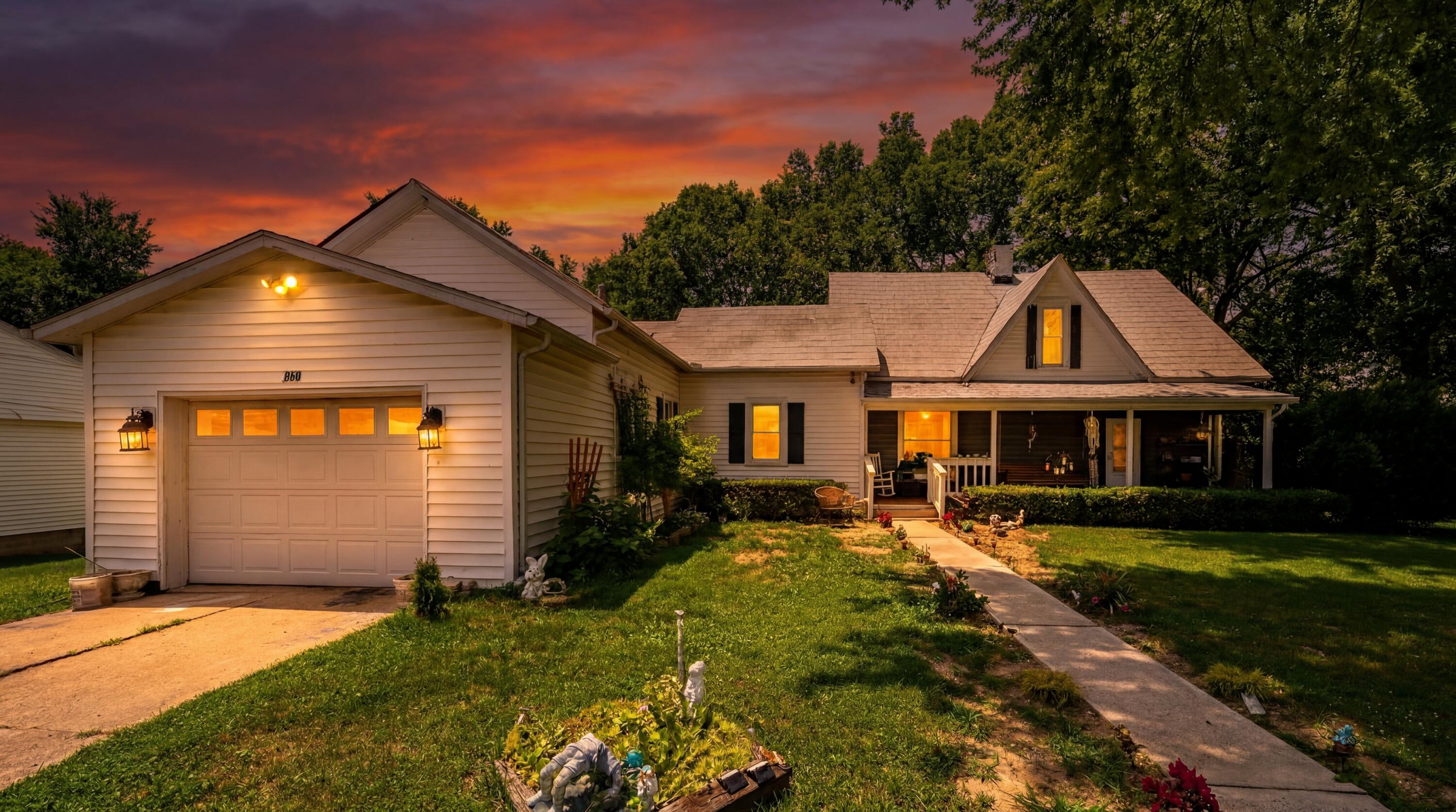 421 Monterey, Sidney, Ohio 45365