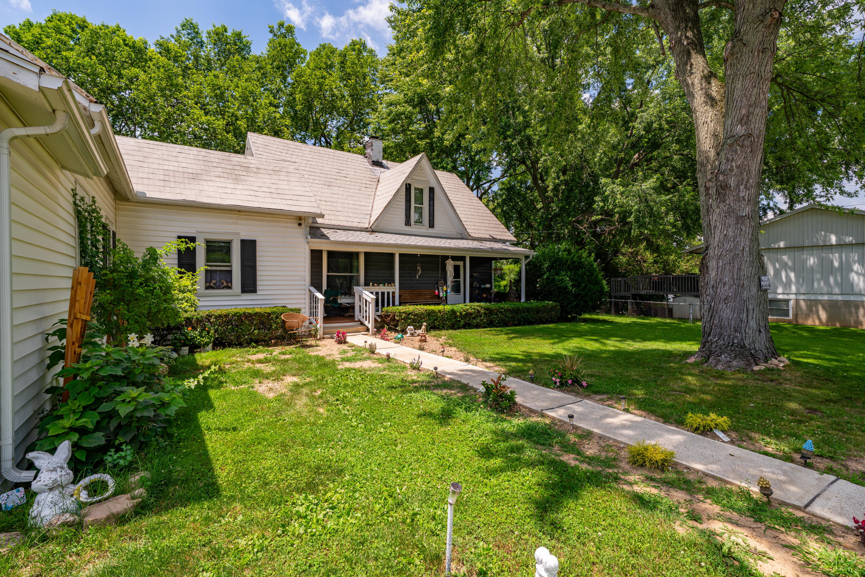 421 Monterey, Sidney, Ohio 45365