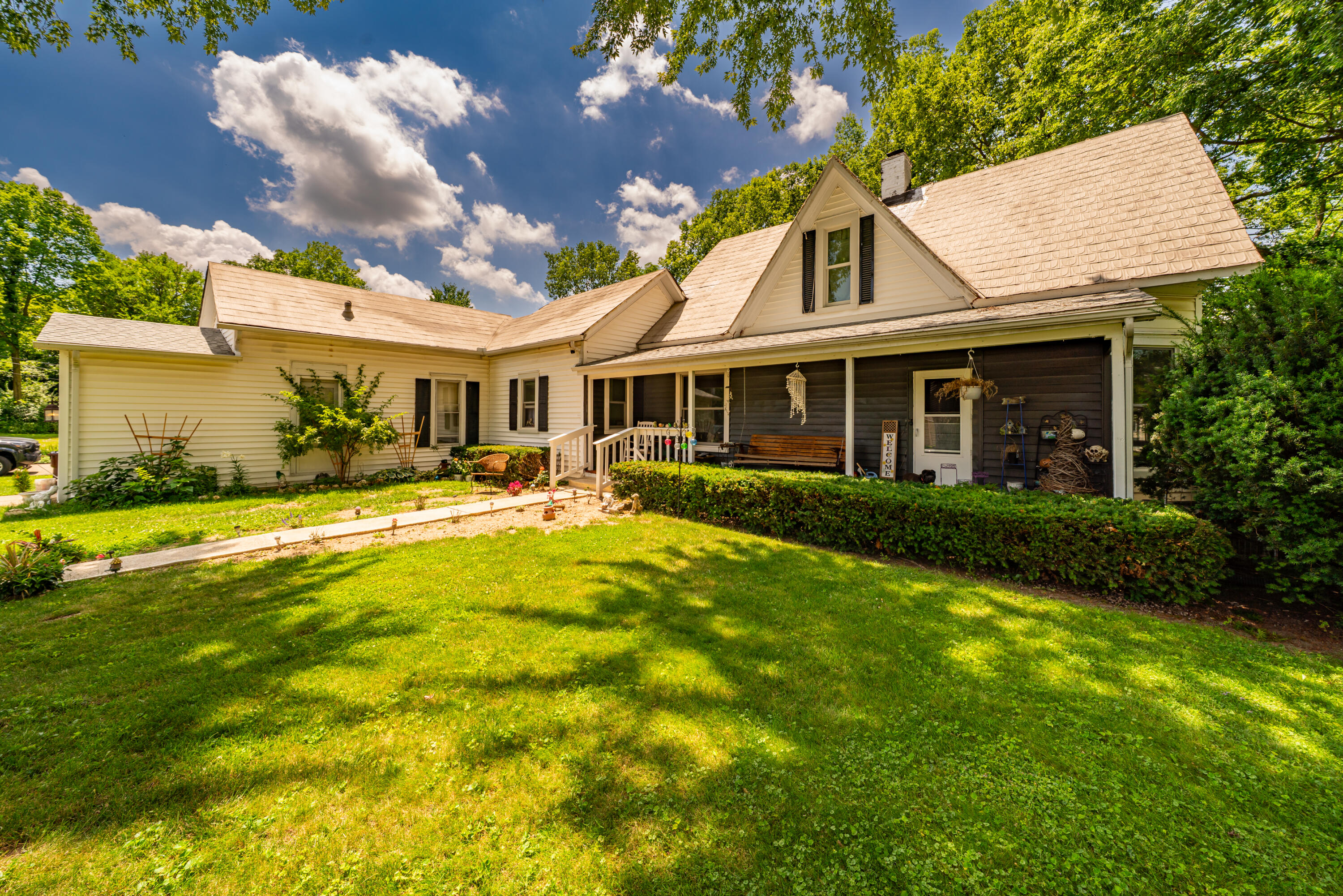 421 Monterey, Sidney, Ohio 45365