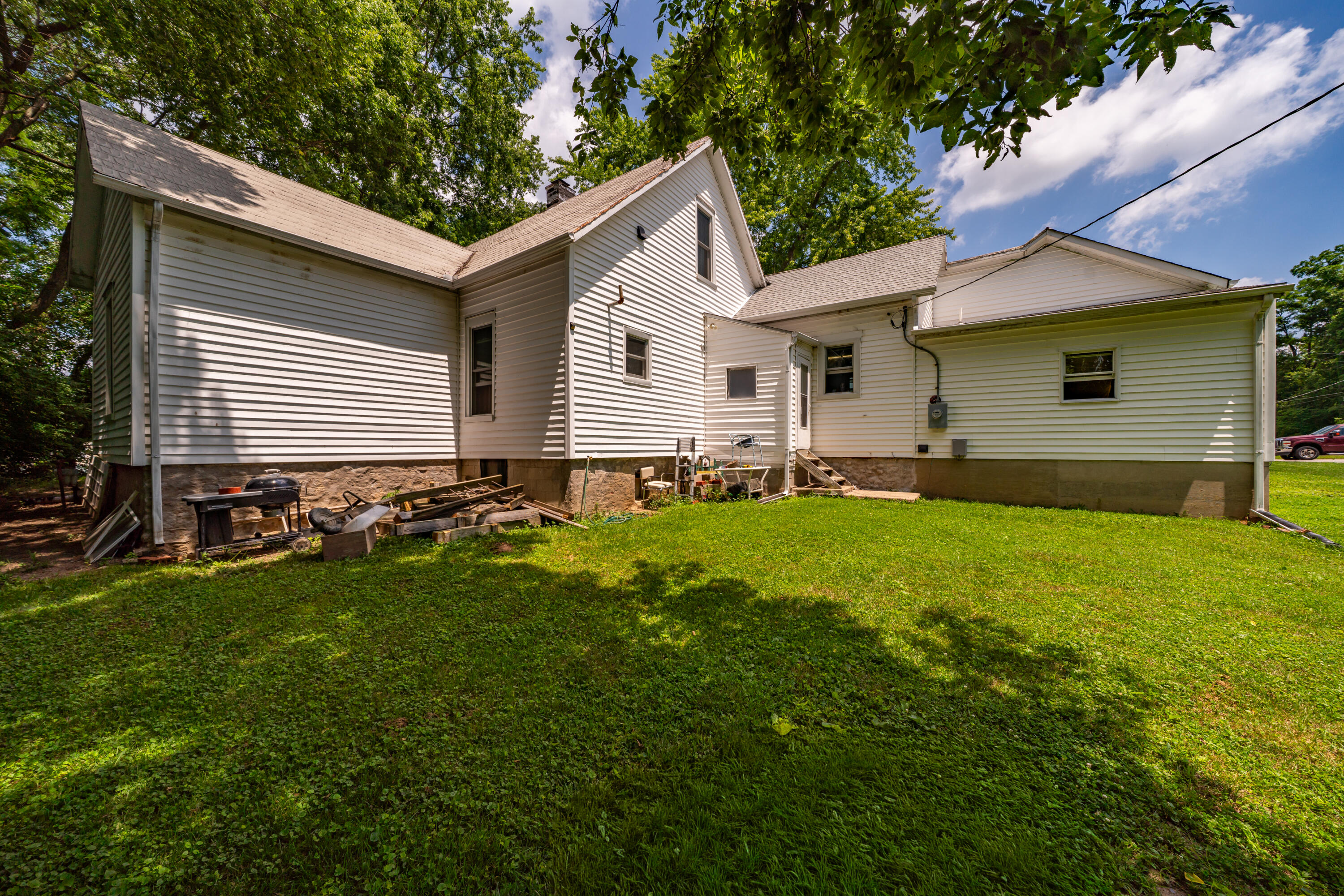 421 Monterey, Sidney, Ohio 45365