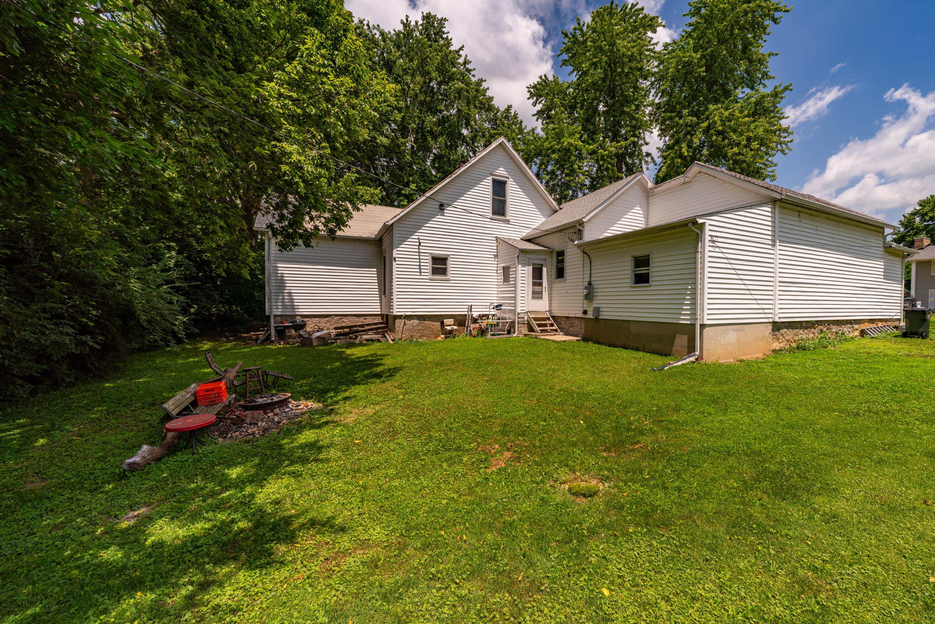 421 Monterey, Sidney, Ohio 45365