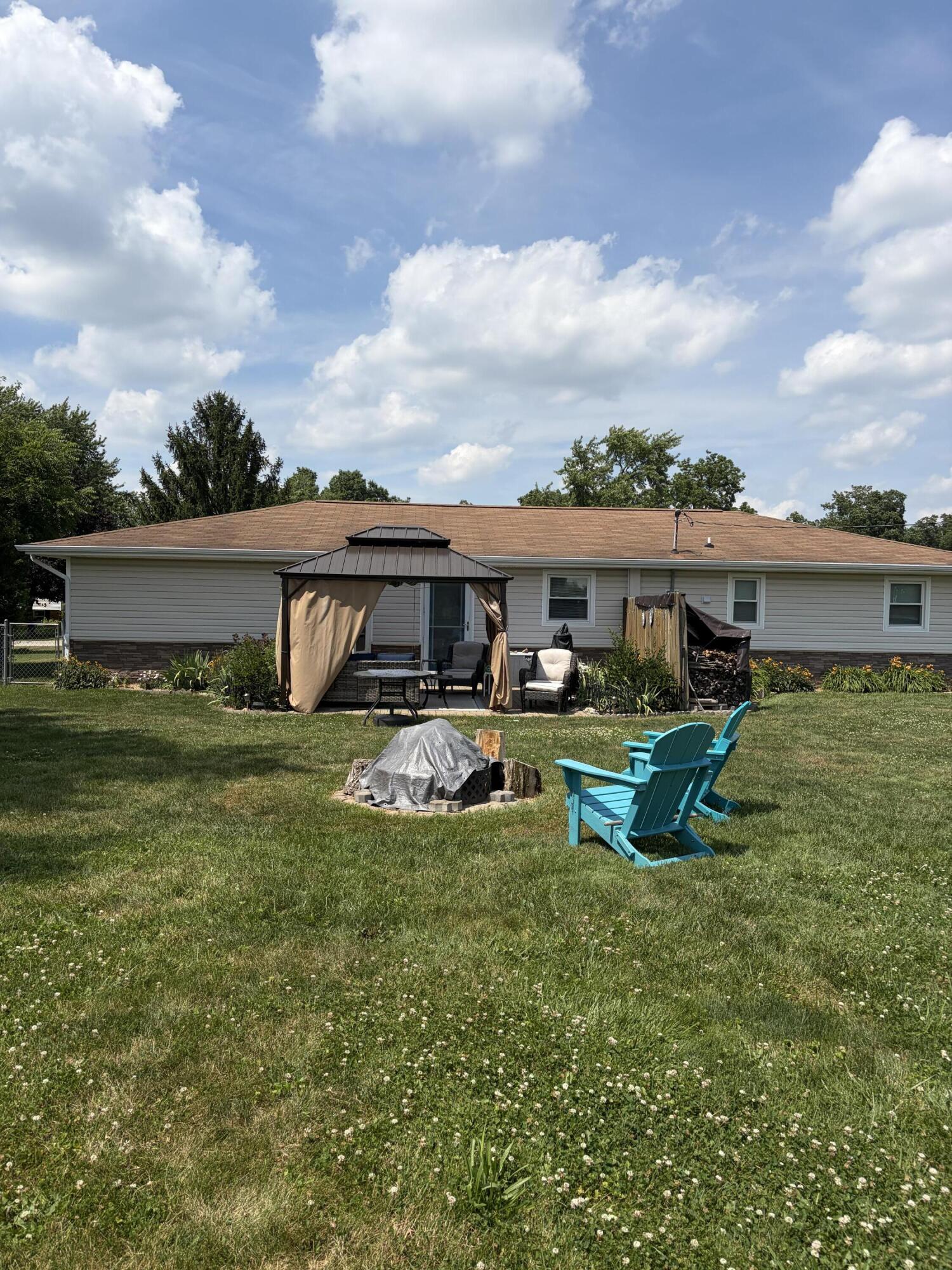 2933 Lisa, Sidney, Ohio 45365