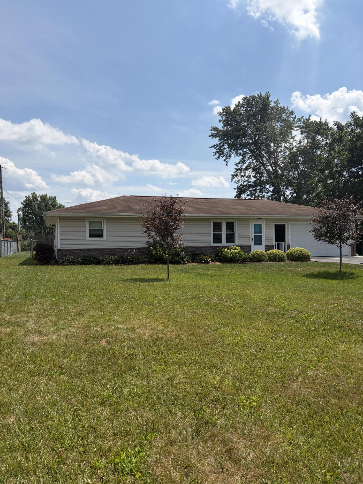 2933 Lisa, Sidney, Ohio 45365