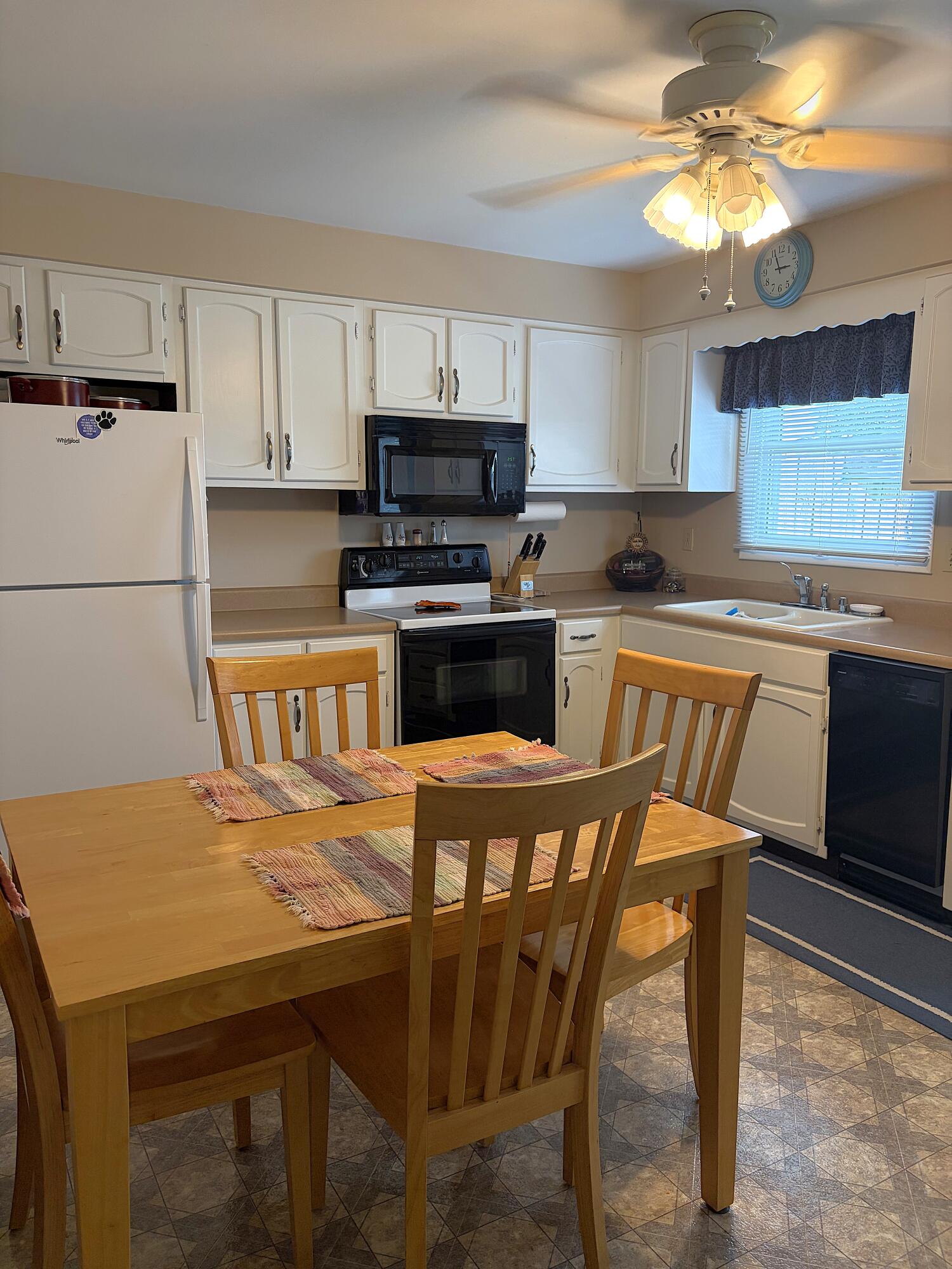 2933 Lisa, Sidney, Ohio 45365
