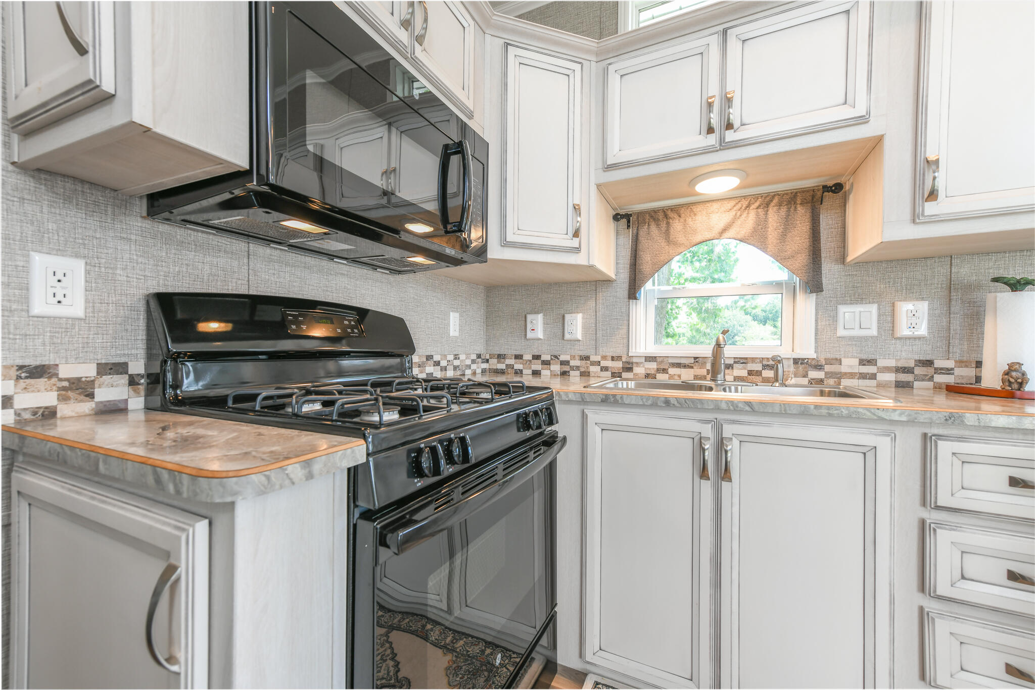 11539 Lake, Lakeview, Ohio 43331