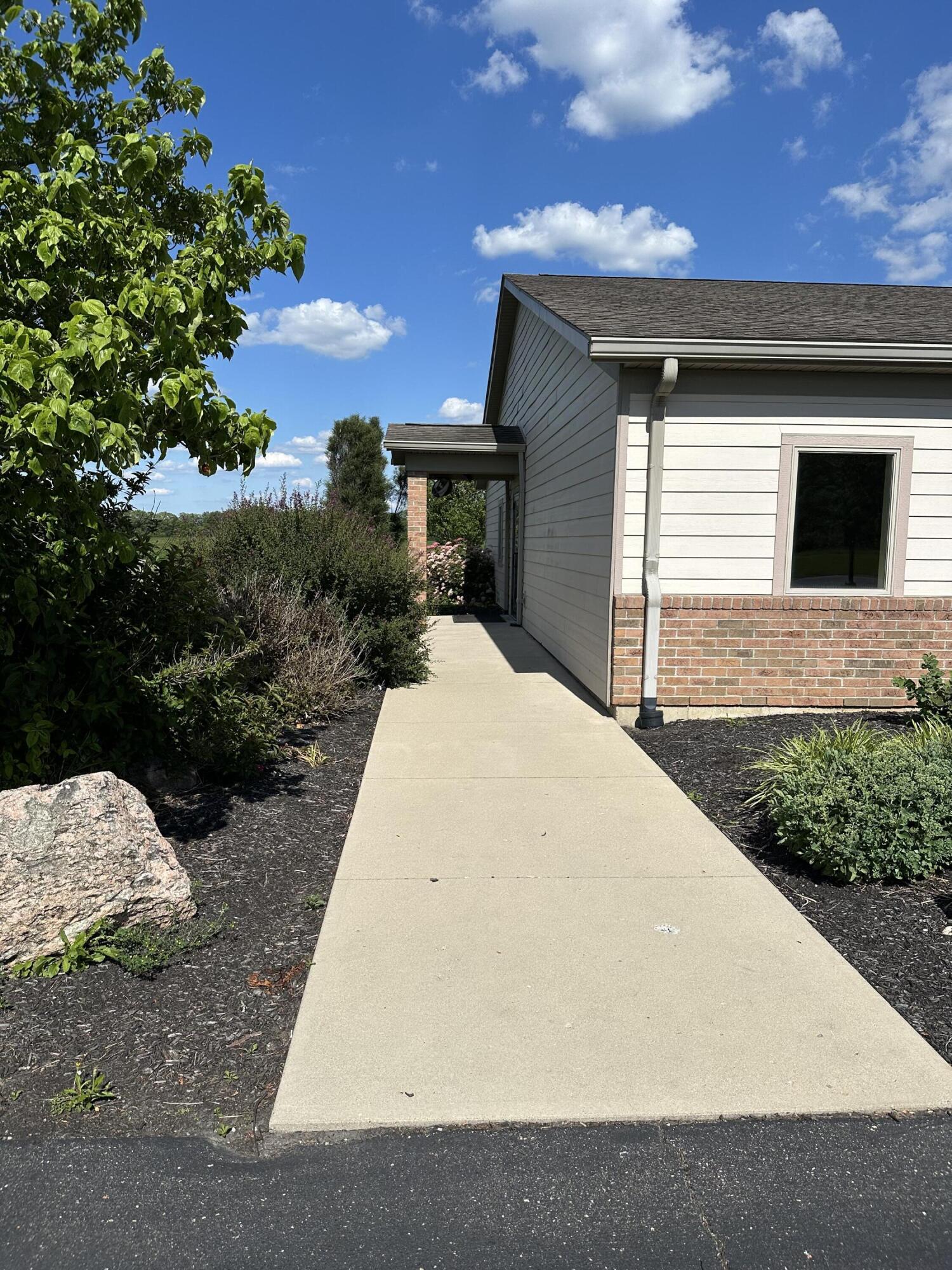 4817 State Route 202, Tipp City, Ohio 45371