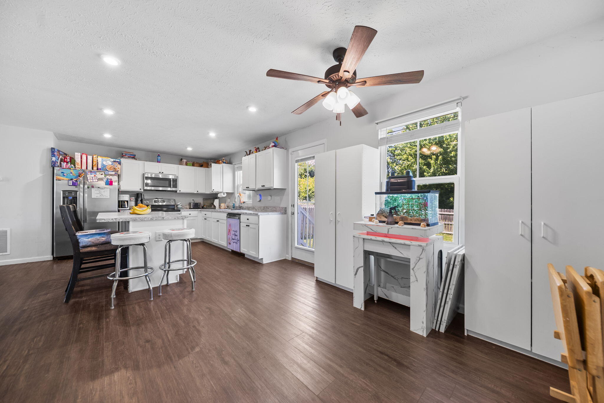402 Golden Gate, Springfield, Ohio 45505