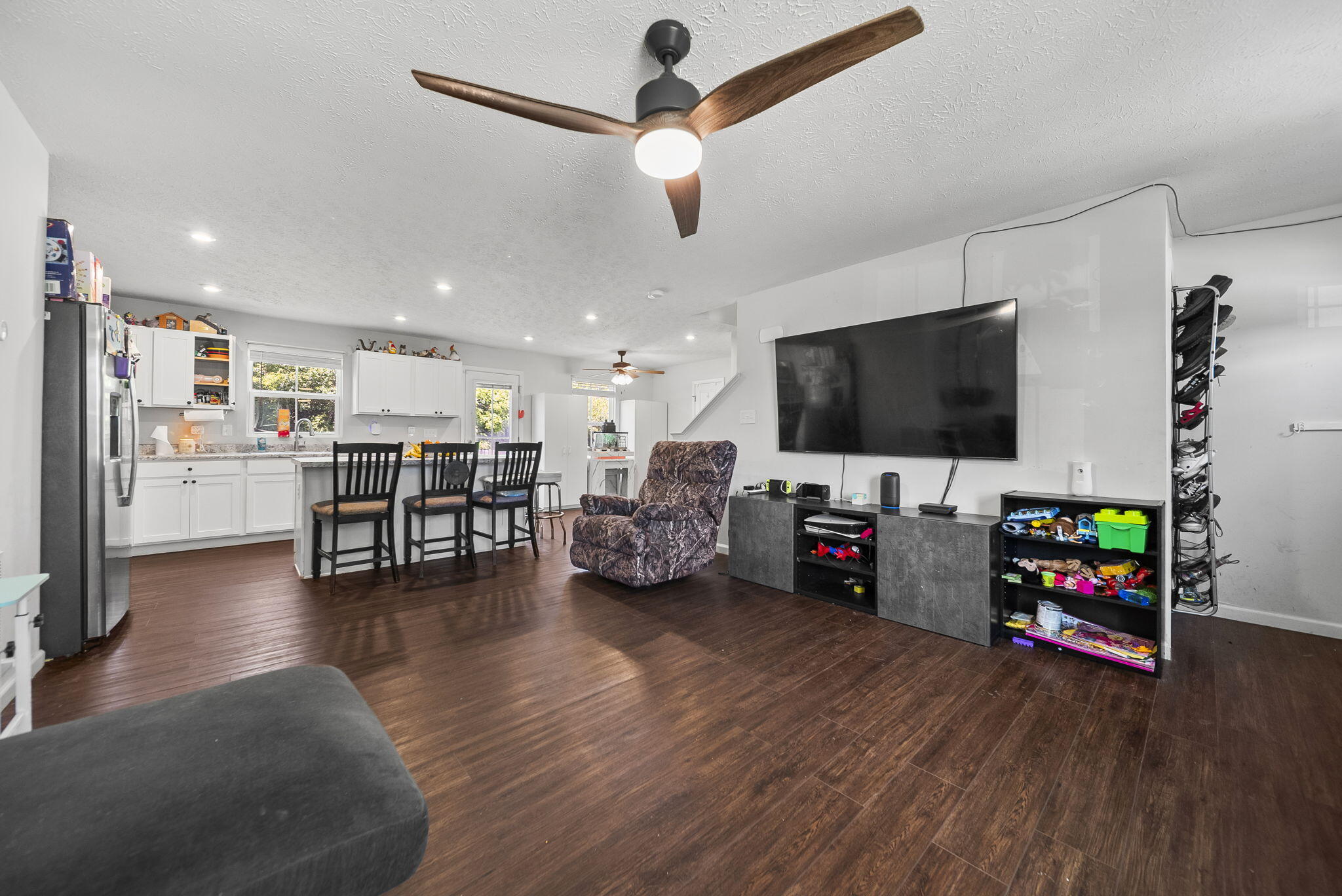 402 Golden Gate, Springfield, Ohio 45505