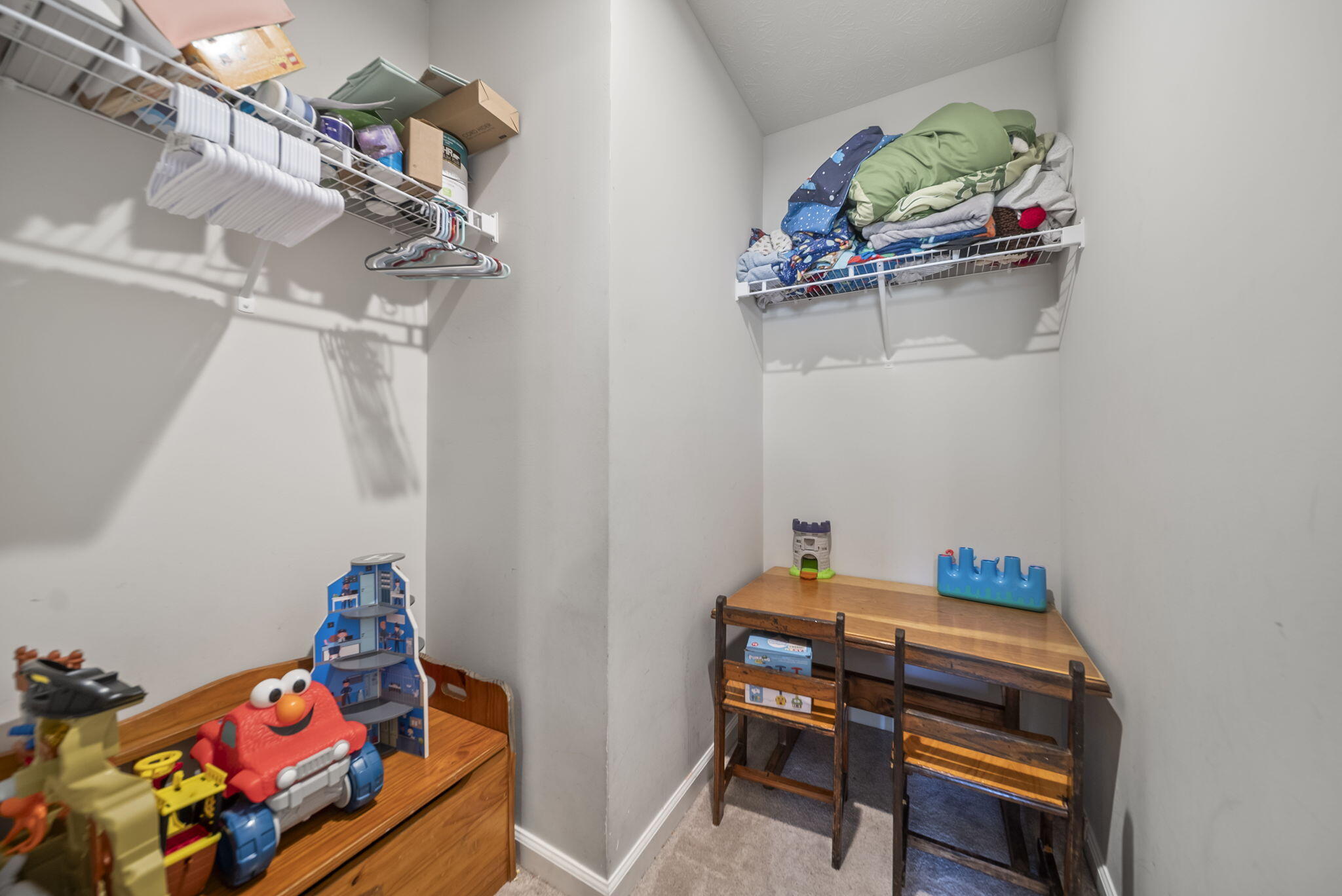402 Golden Gate, Springfield, Ohio 45505