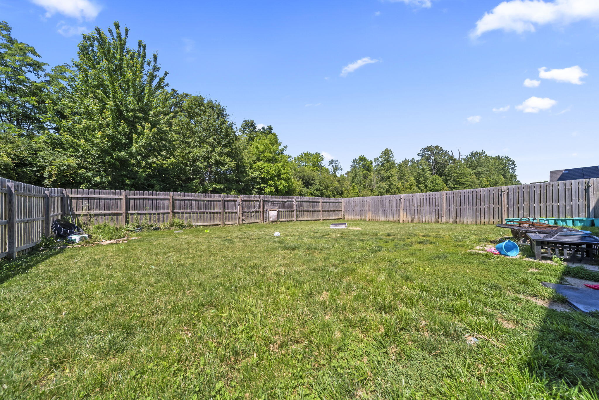402 Golden Gate, Springfield, Ohio 45505