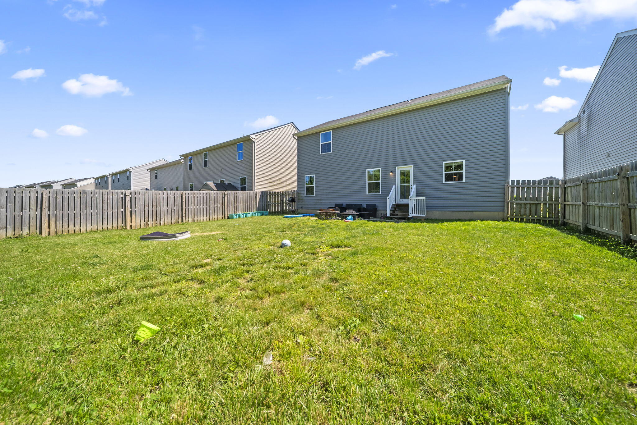 402 Golden Gate, Springfield, Ohio 45505