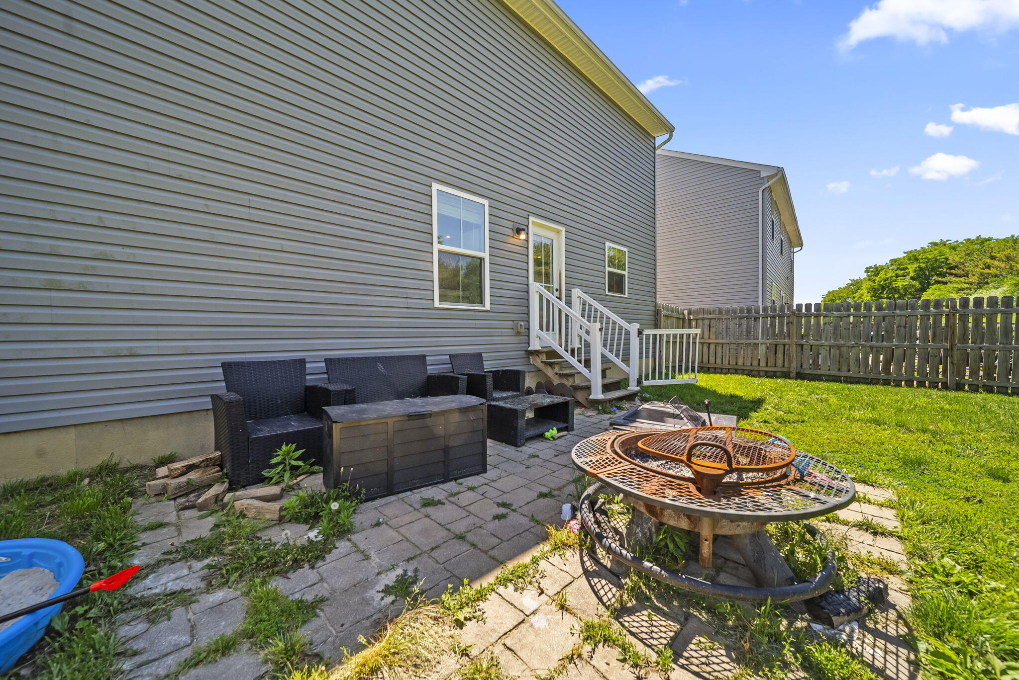 402 Golden Gate, Springfield, Ohio 45505