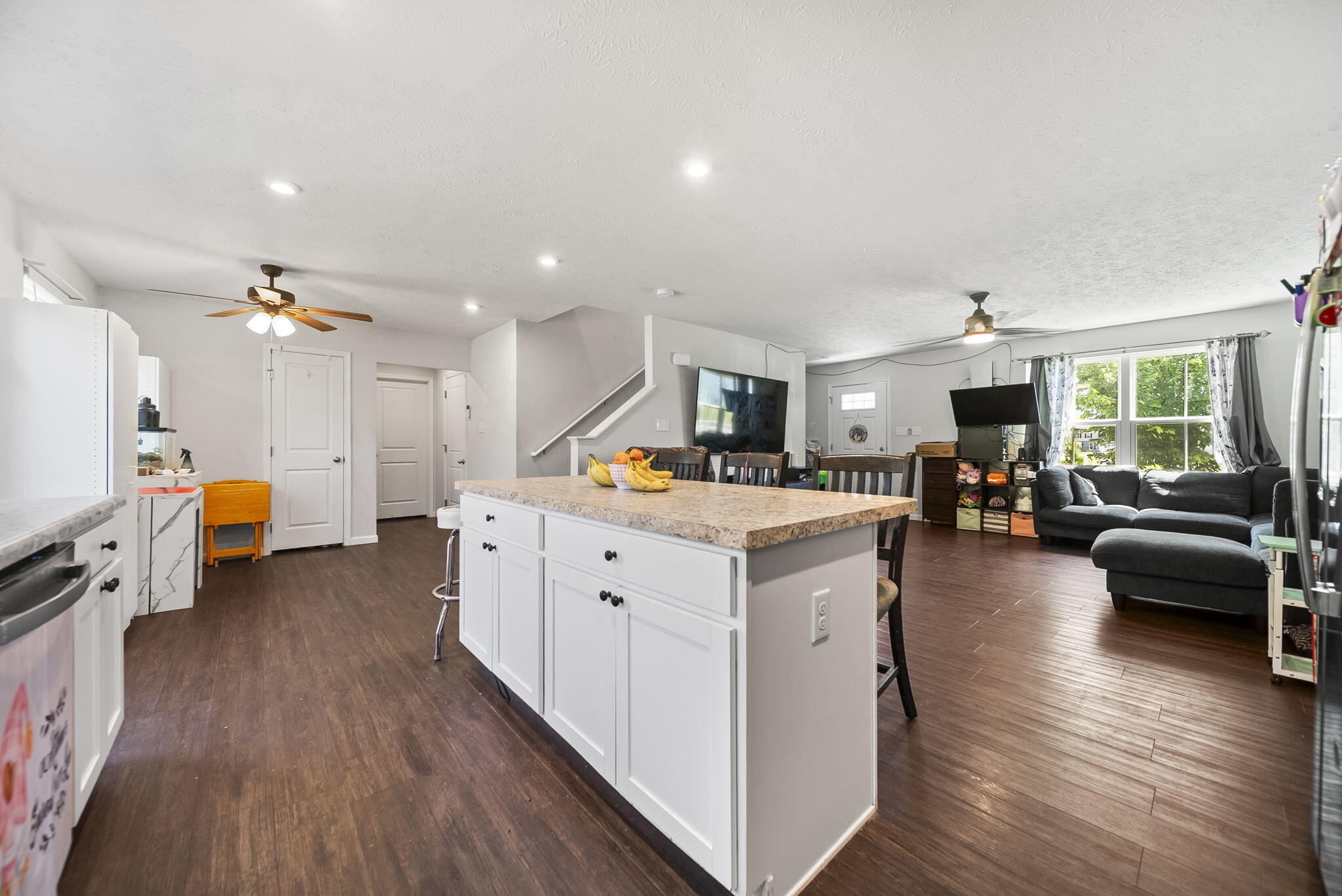 402 Golden Gate, Springfield, Ohio 45505