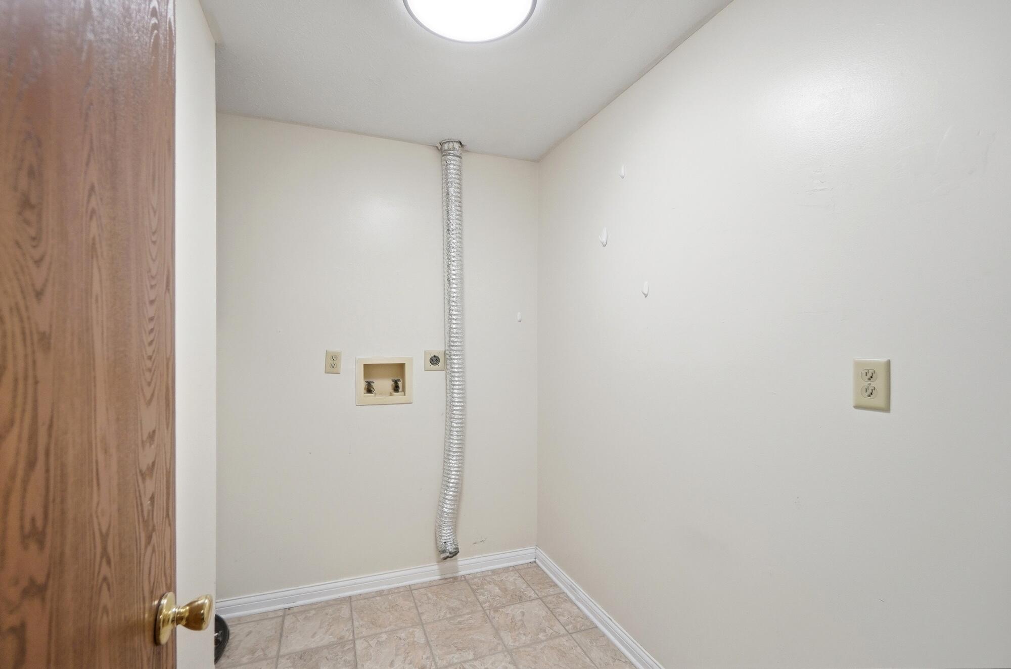 1440 Hollow, Dayton, Ohio 45459