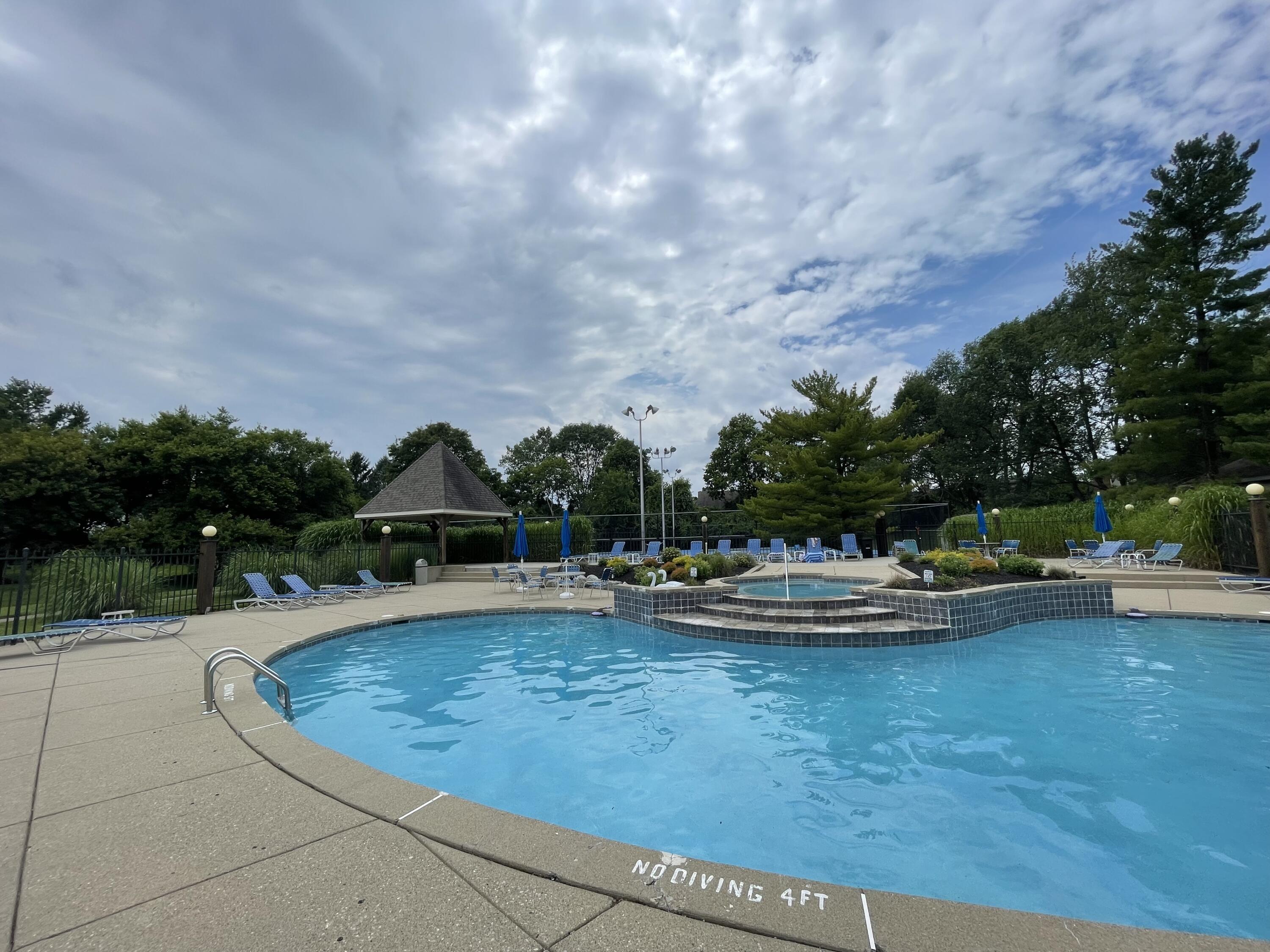 1440 Hollow, Dayton, Ohio 45459