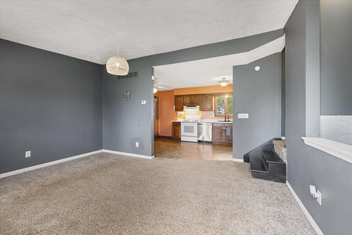 10657 County Road 5, Belle Center, Ohio 43310