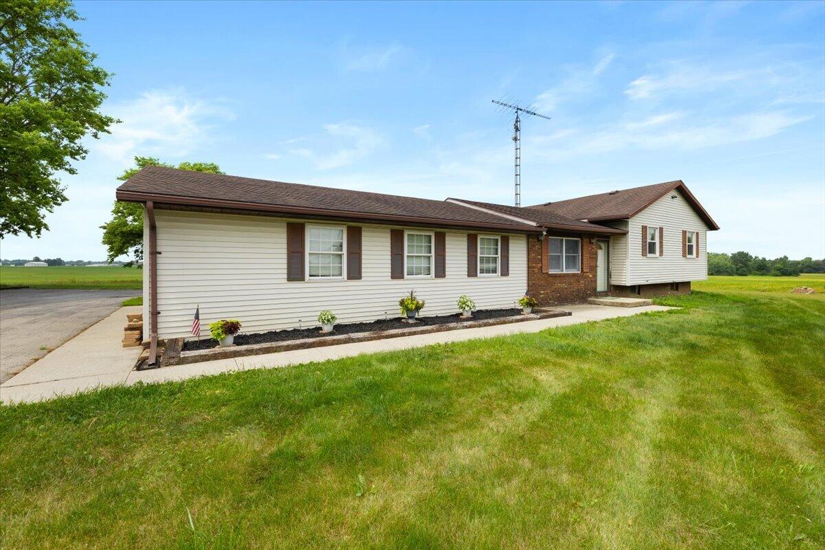 10657 County Road 5, Belle Center, Ohio 43310