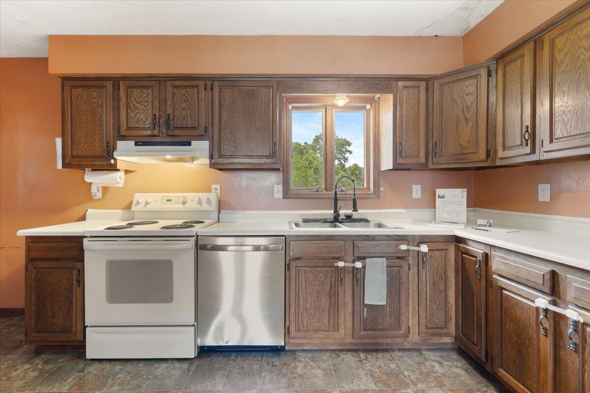 10657 County Road 5, Belle Center, Ohio 43310