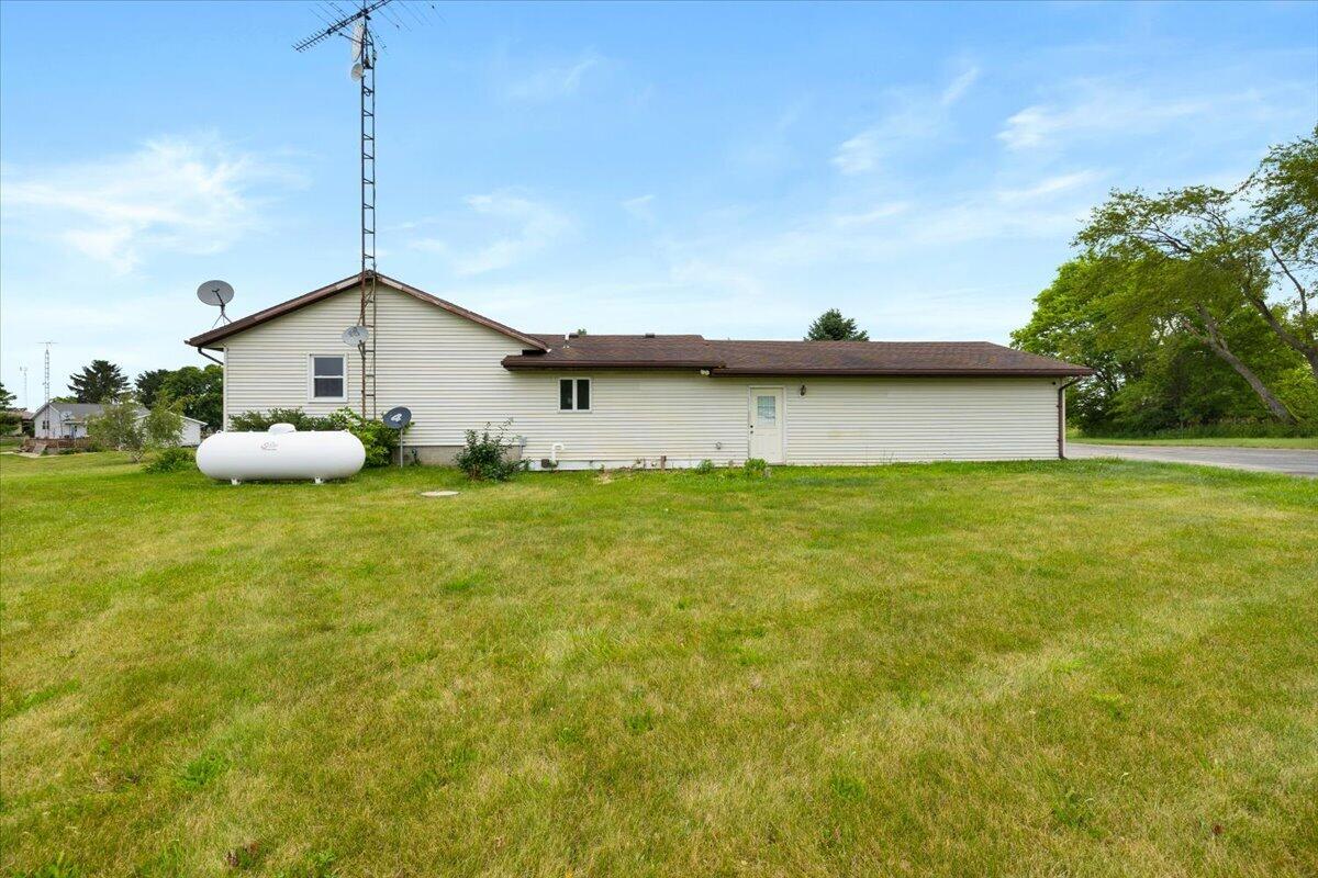 10657 County Road 5, Belle Center, Ohio 43310