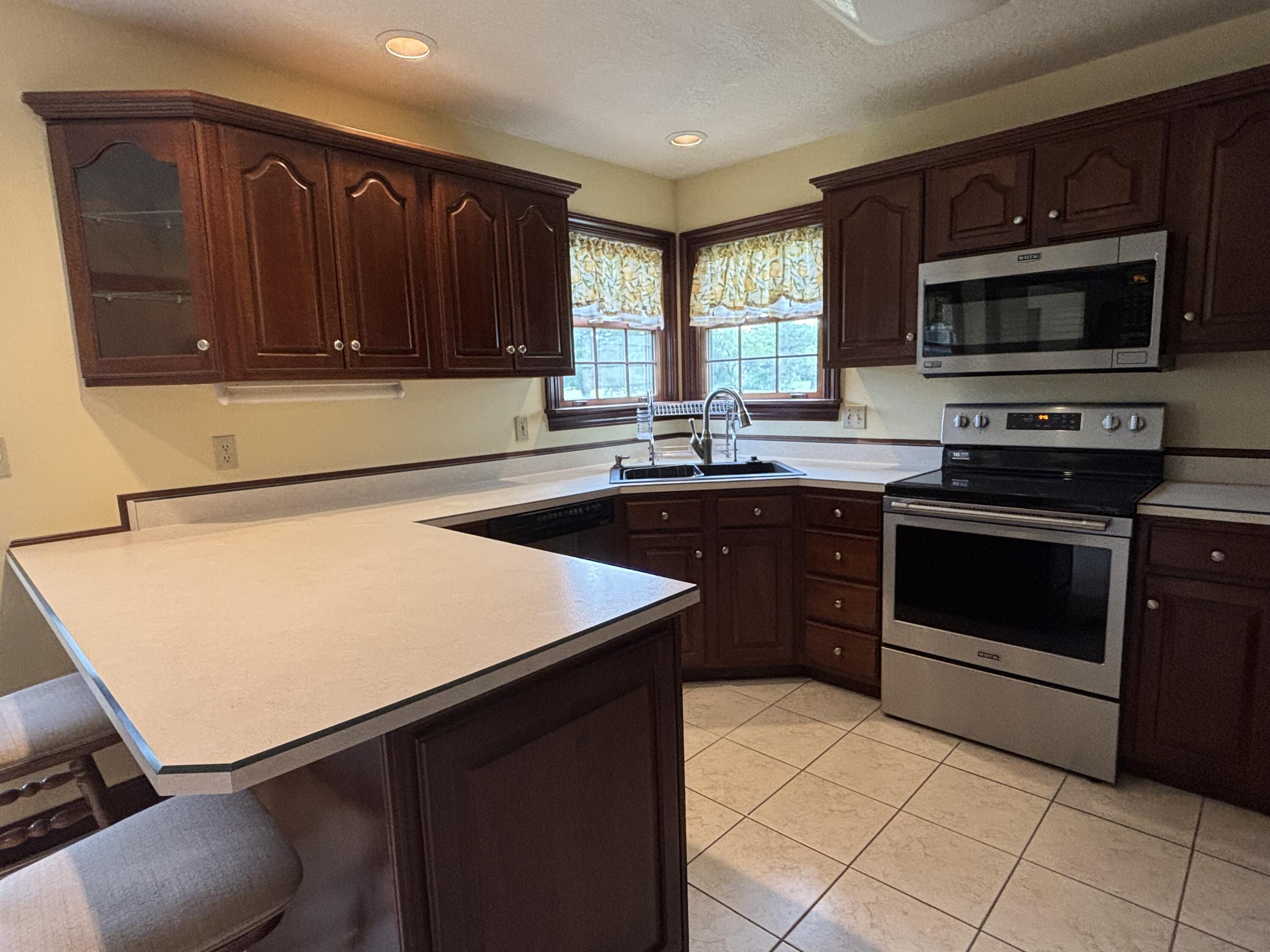 3938 Fort Amanda, Lima, Ohio 45805