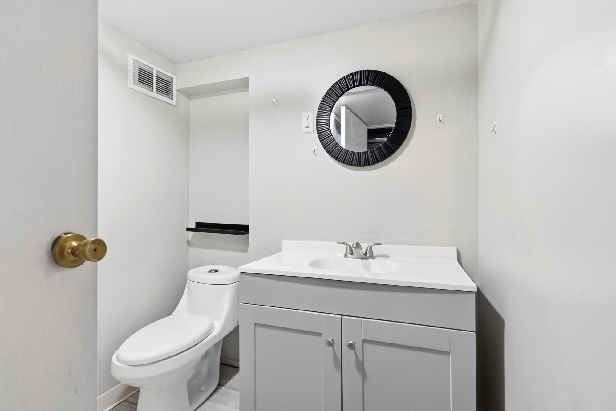 5676 Bellefontaine, Dayton, Ohio 45424