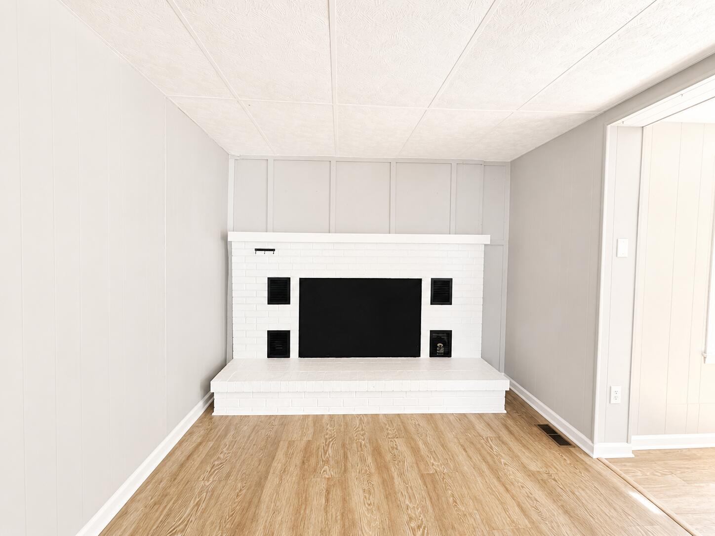 344 State, West Mansfield, Ohio 43358