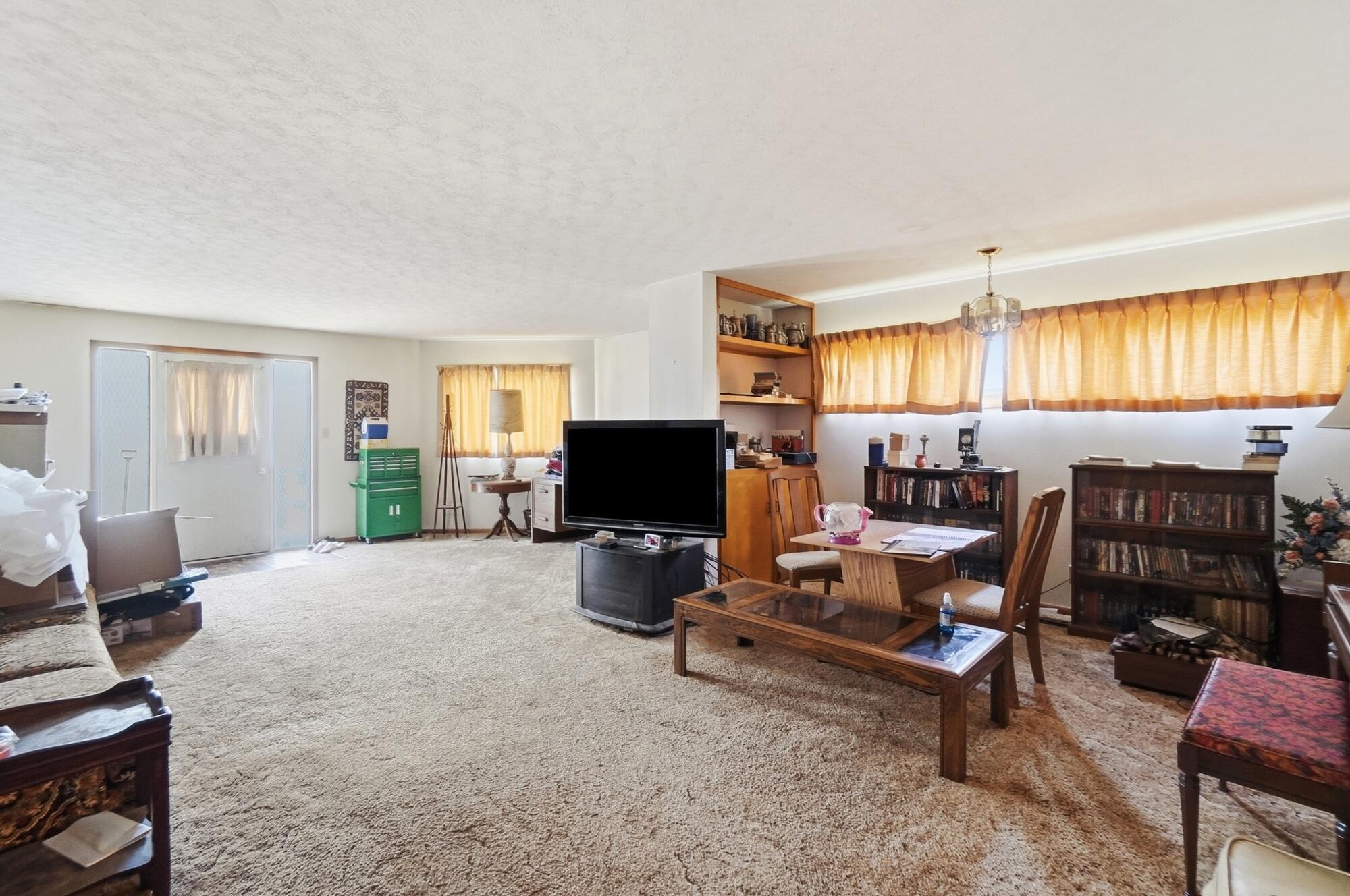 209 Plum, Saint Paris, Ohio 43072