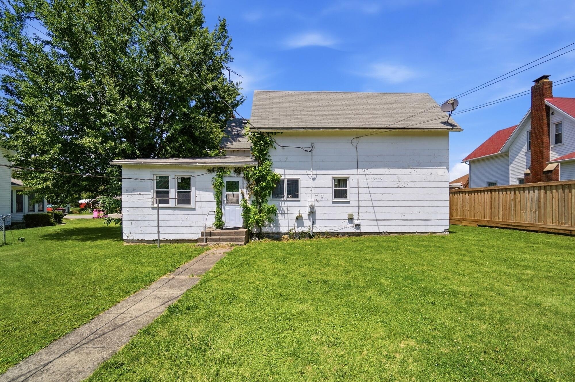 209 Plum, Saint Paris, Ohio 43072