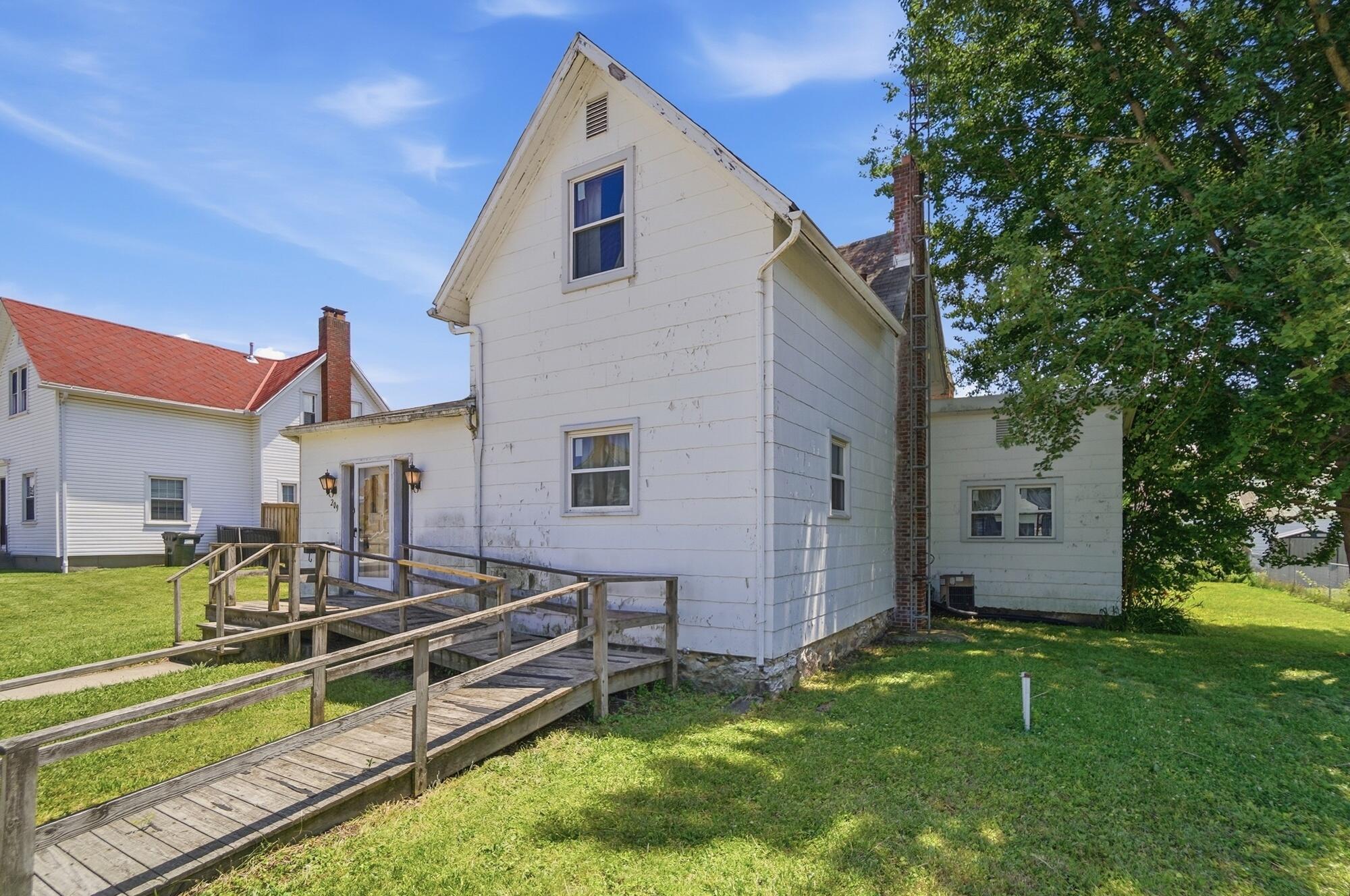 209 Plum, Saint Paris, Ohio 43072