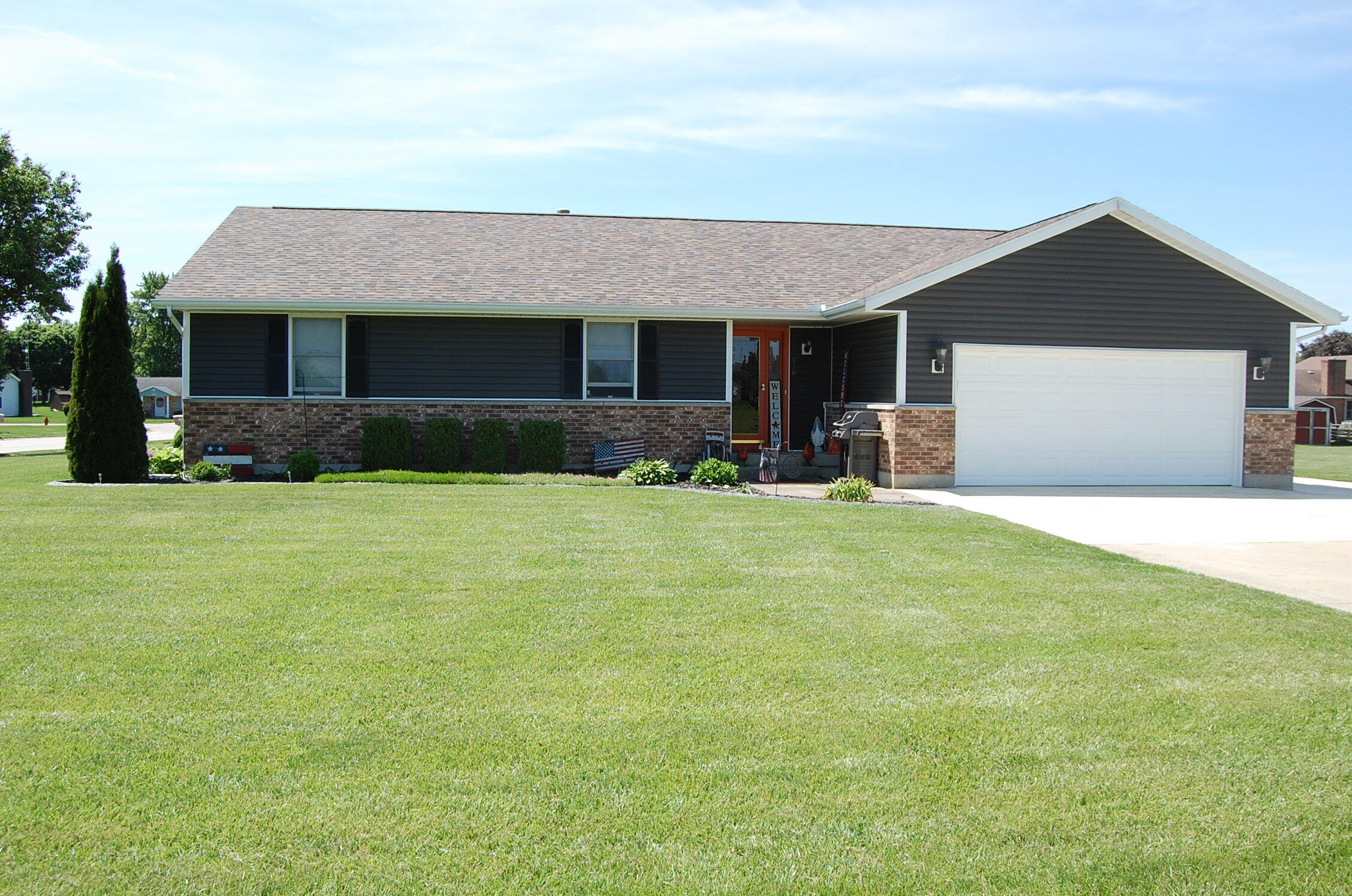 910 Baker, Versailles, Ohio 45380