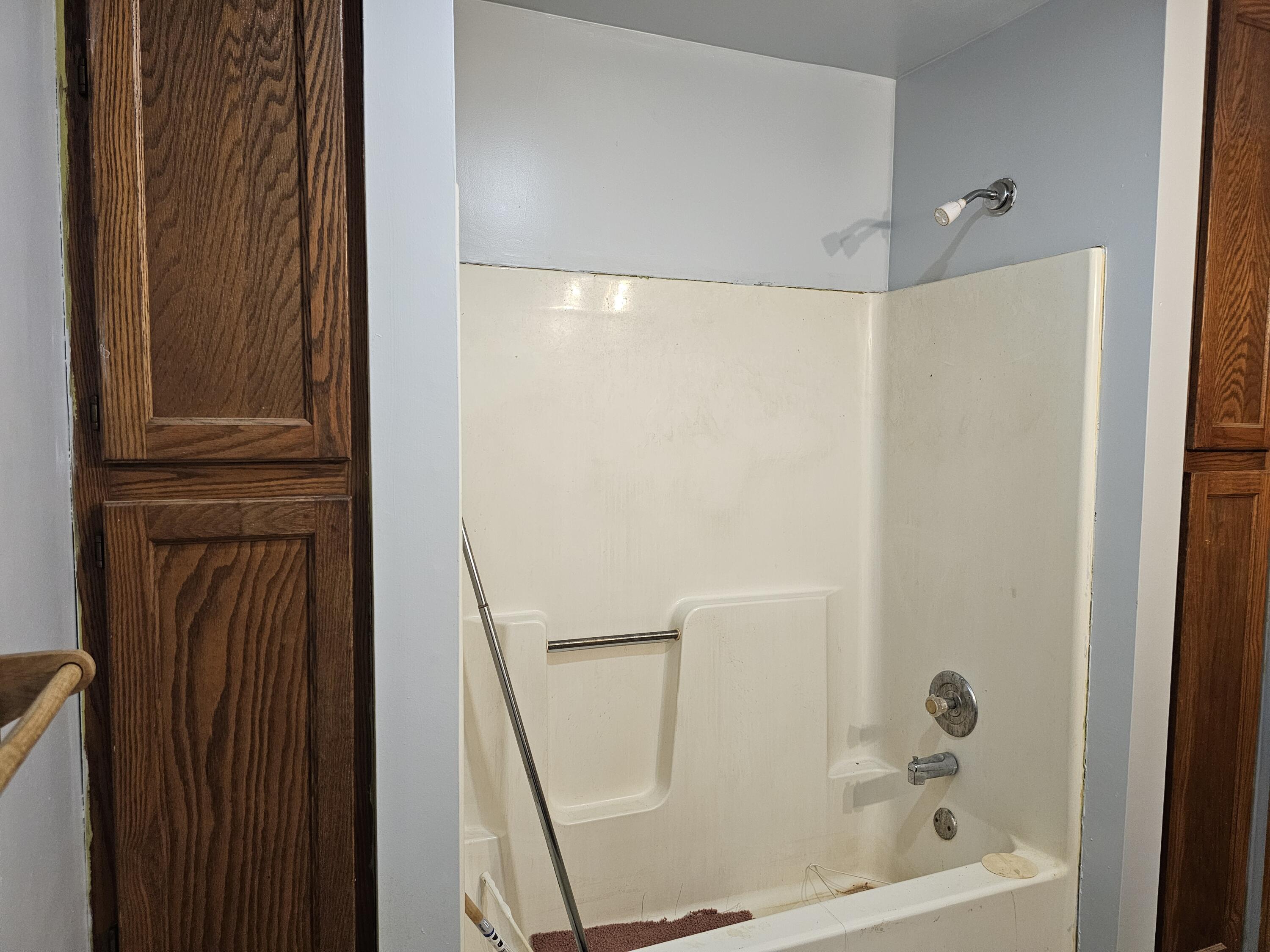 130 High, Bradford, Ohio 45308
