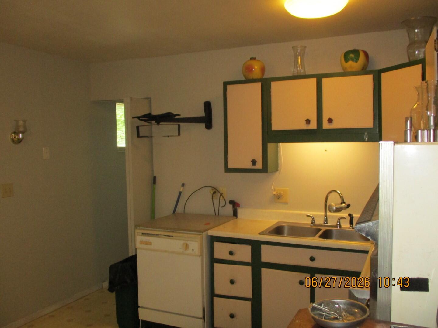 1511 Amesbury, Piqua, Ohio 45356