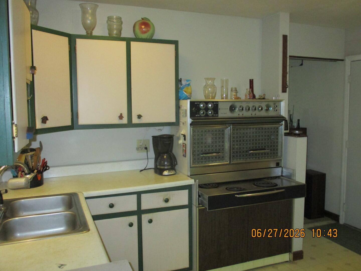 1511 Amesbury, Piqua, Ohio 45356